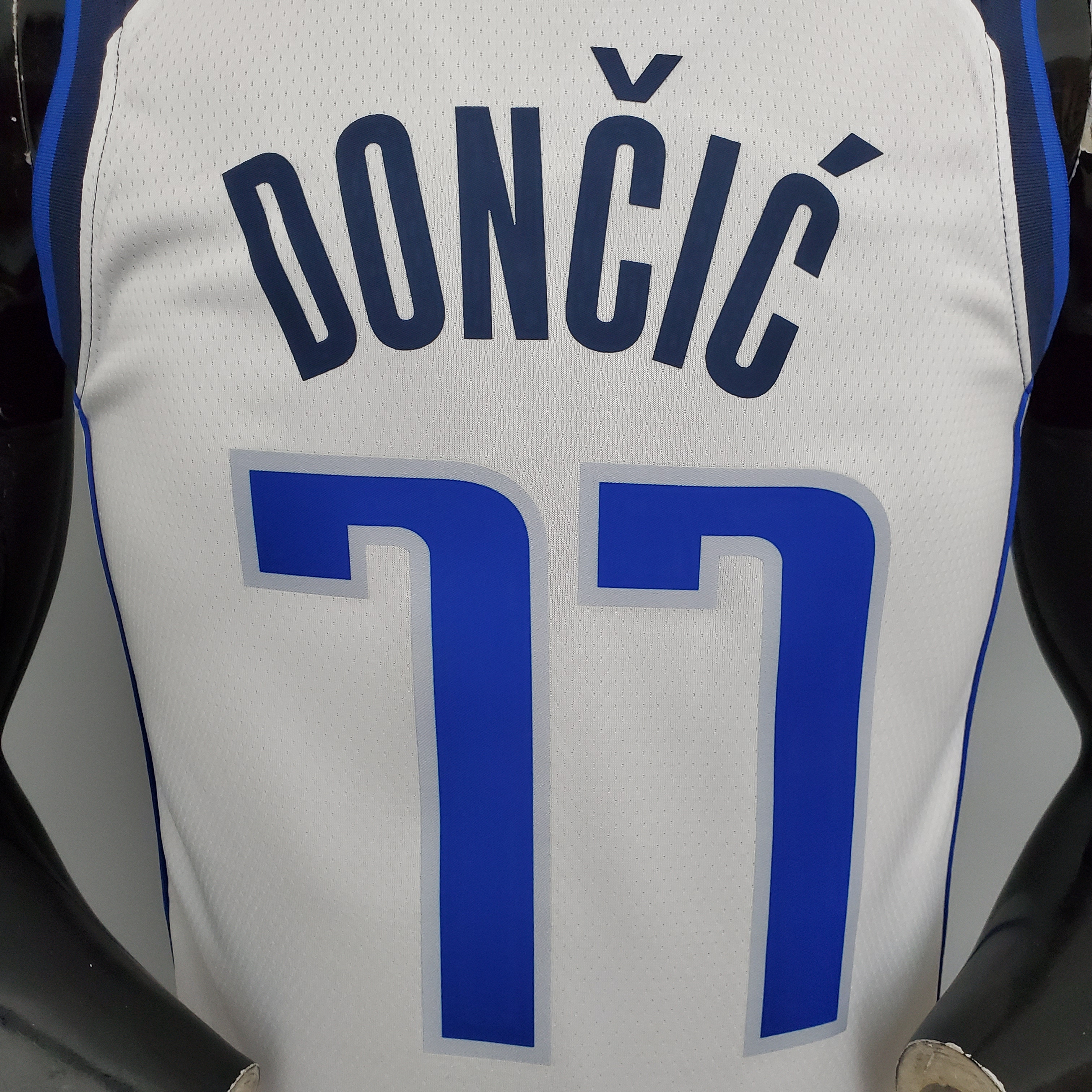 Luka Doncic Dallas Mavericks 75th Anniversary Swingman Jersey White