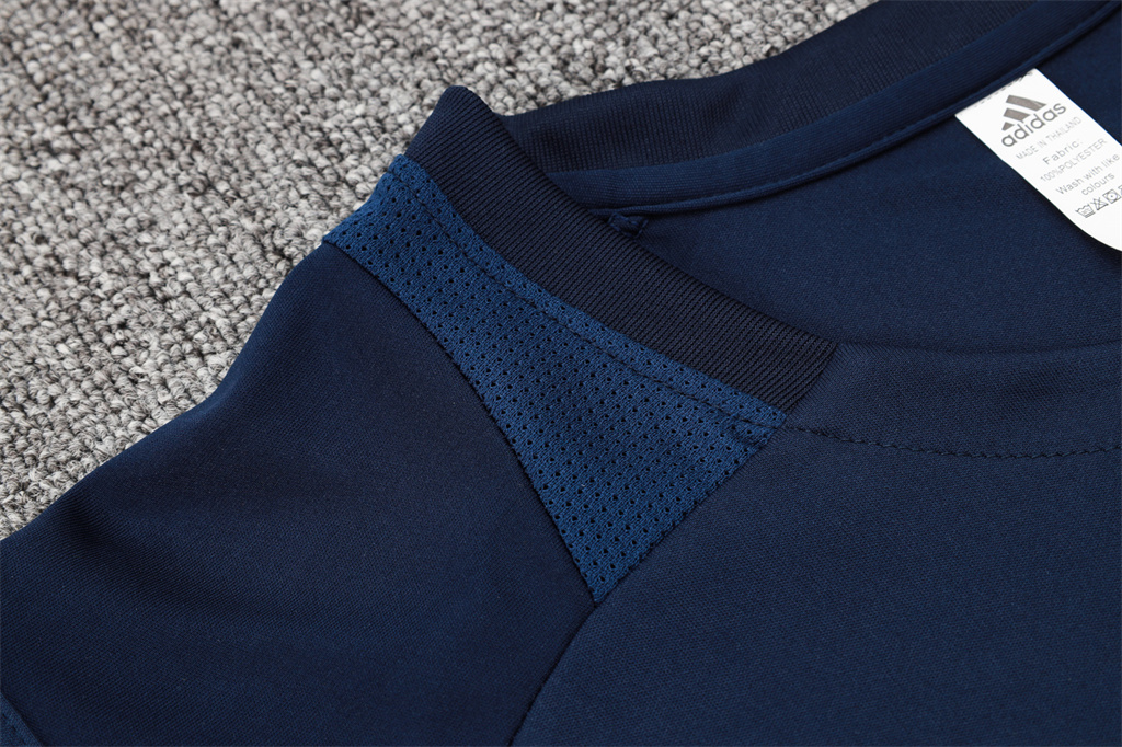 Italy Training Jersey 24/25