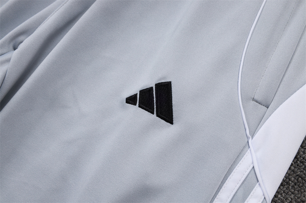 Real Madrid Training Jersey Suit 25/26