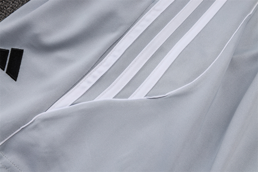 Real Madrid Training Short sleeve Suit 25/26