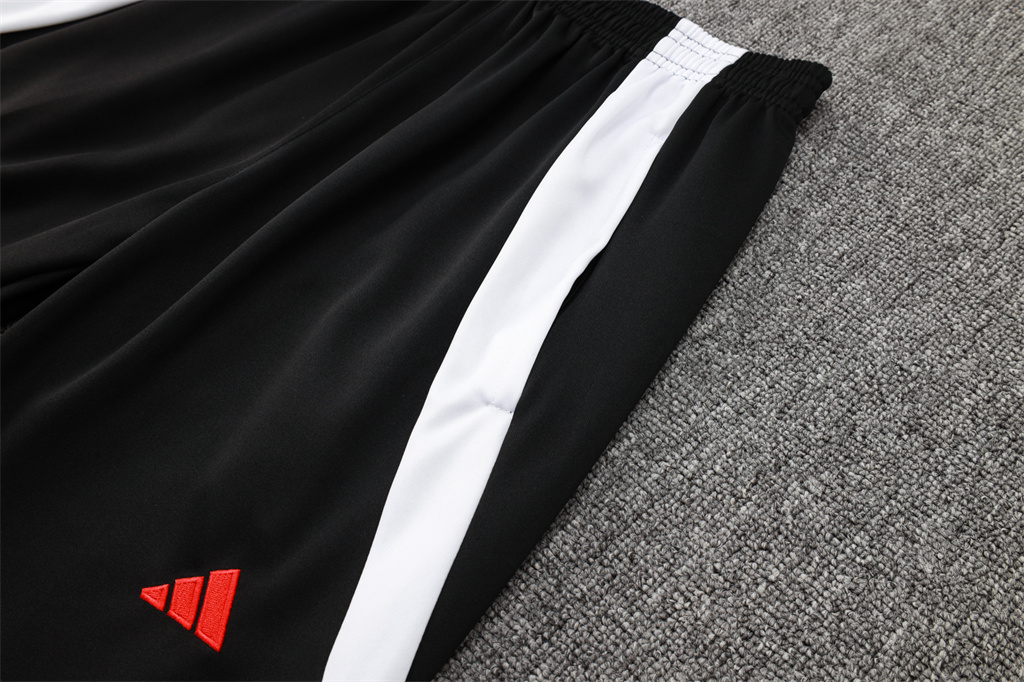 Manchester United Training Jacket 24/25