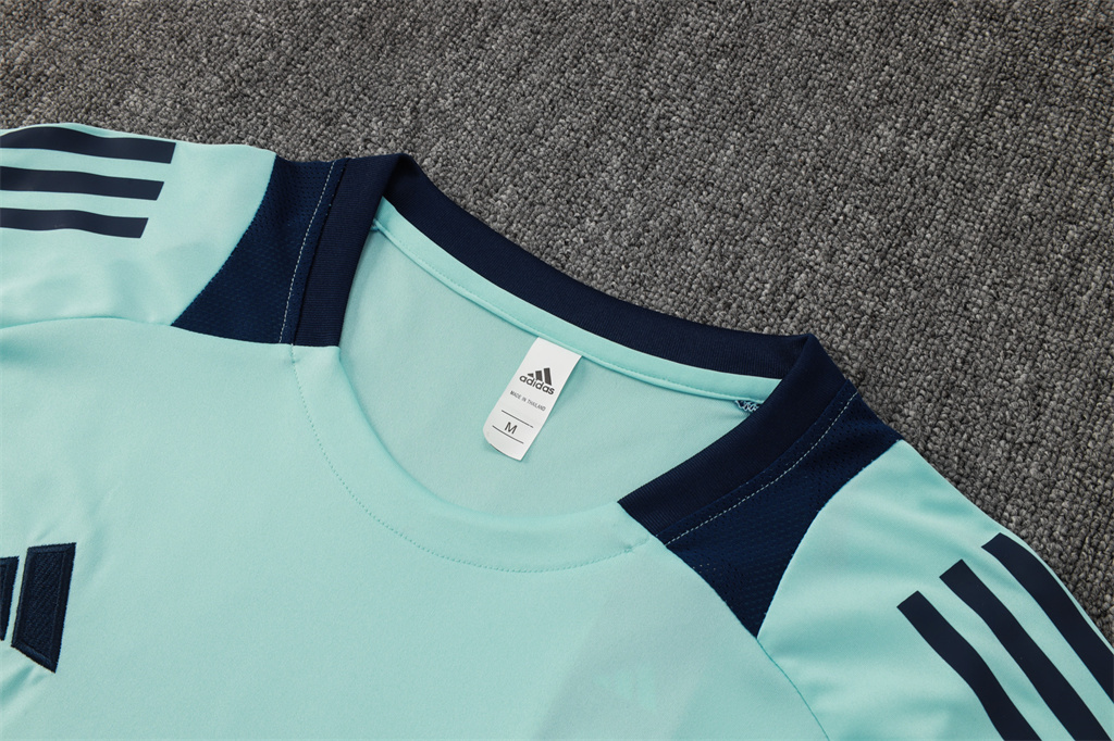 Manchester United Training Short sleeve Suit 24/25