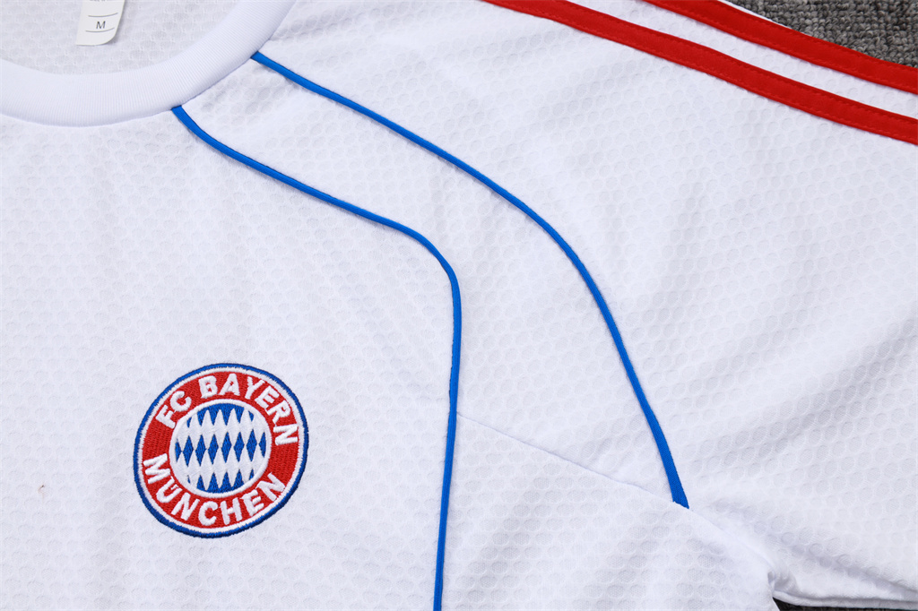 Bayern Munich Training Short sleeve Jersey 25/26