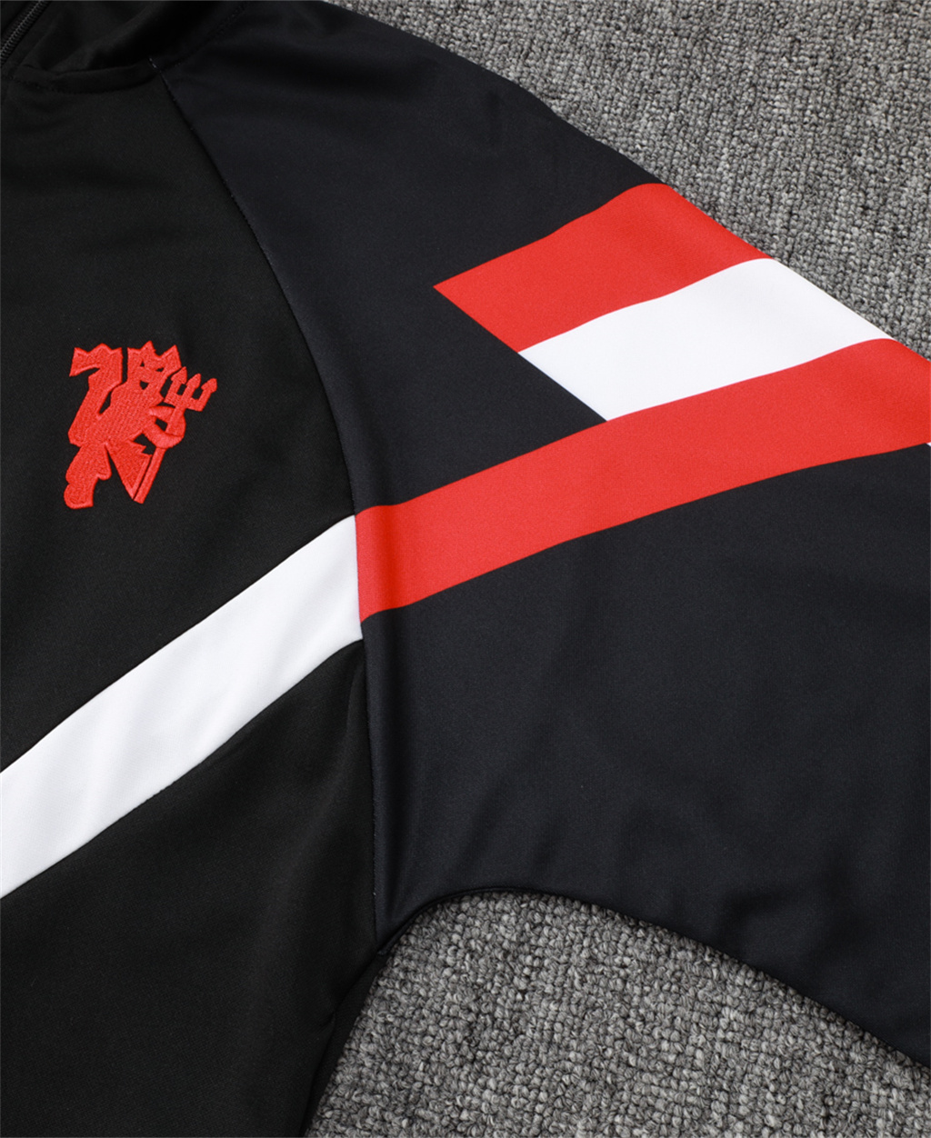 Manchester United Training Jacket 24/25