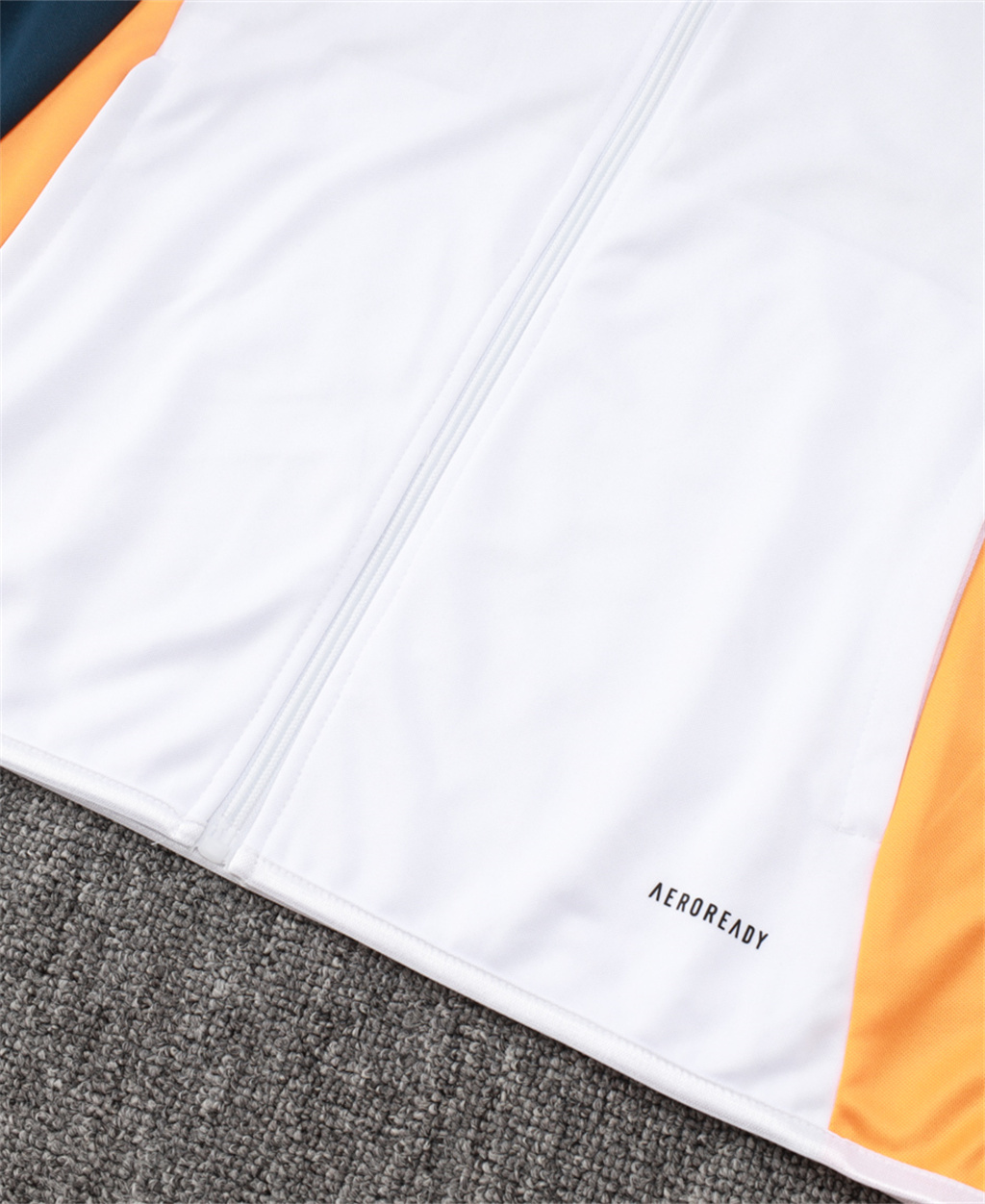 Real Madrid Kids Training Suit 24/25