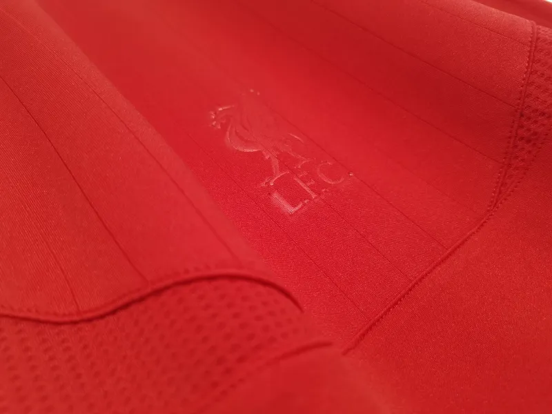 06-07 Liverpool Retro Jersey Home