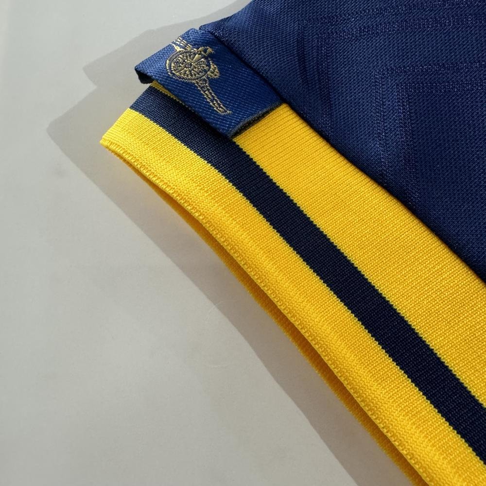 Arsenal Retro  Away Football Shirt 1996-1997