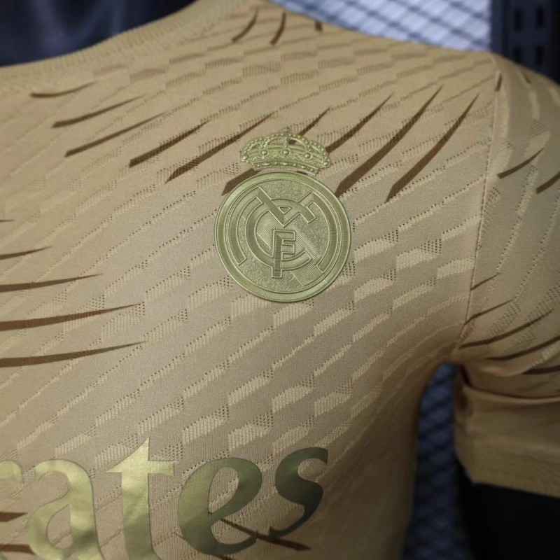 24-25 Real Madrid Gold Special Edition Football Jersey