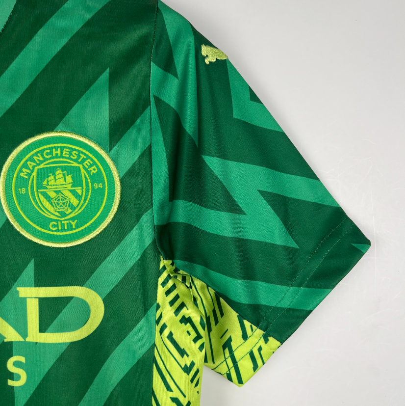 23-24 Kids Goalkeeper Manchester City Kit