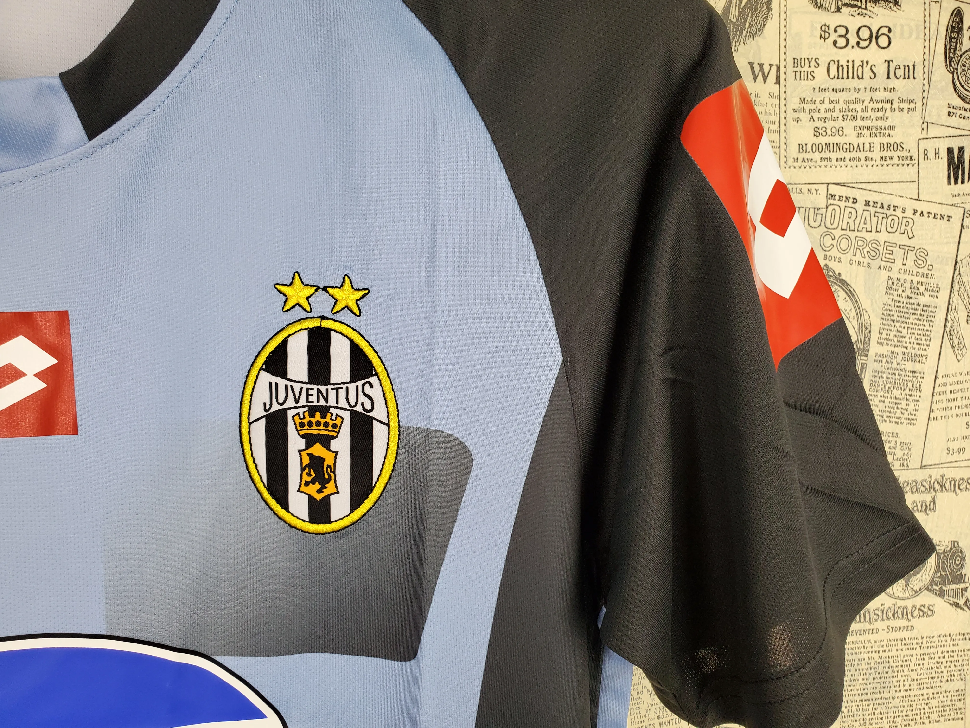 2002-03  Juventus Retro Jersey Goalkeeper Grey