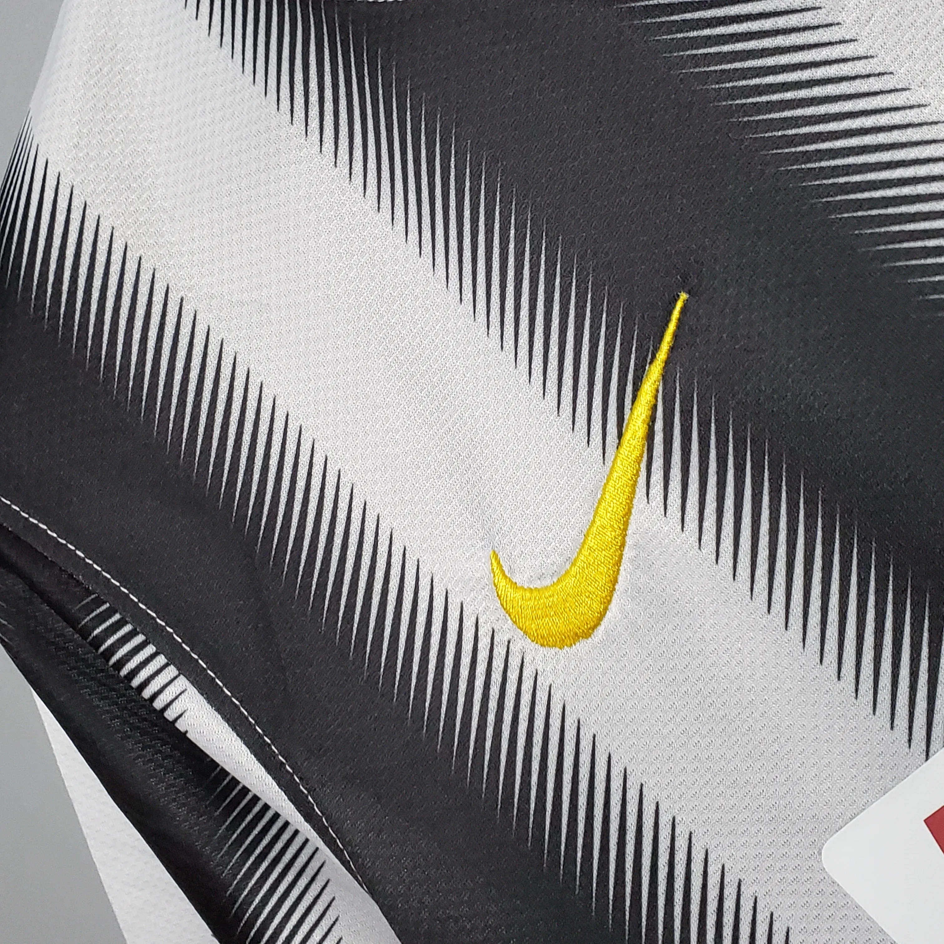 2011-12  Juventus Retro Jersey Home