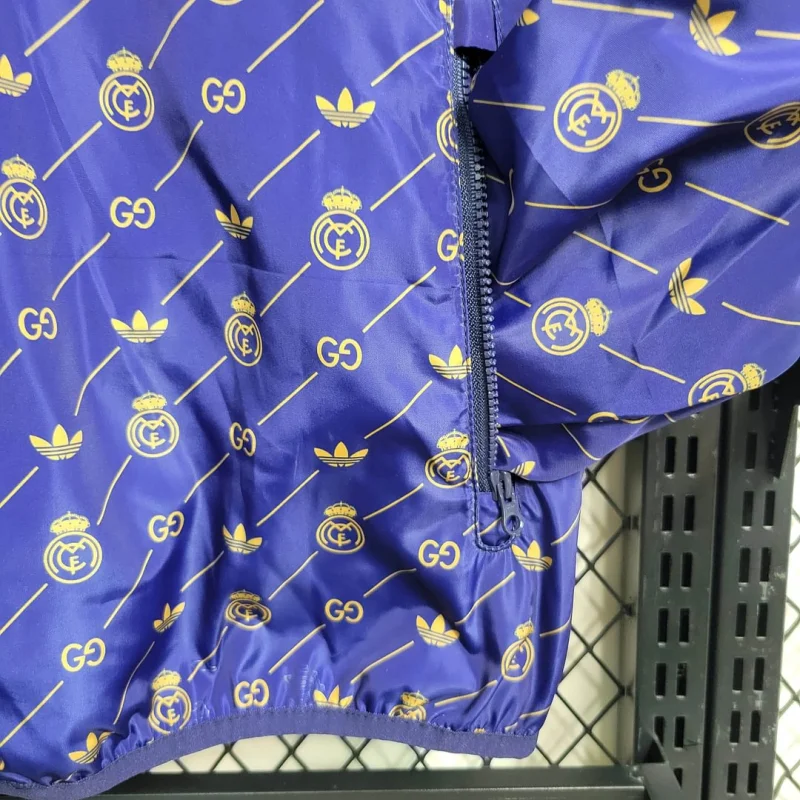 23-24 Real Madrid GUCCI joint Windbreaker Blue Football Shirt