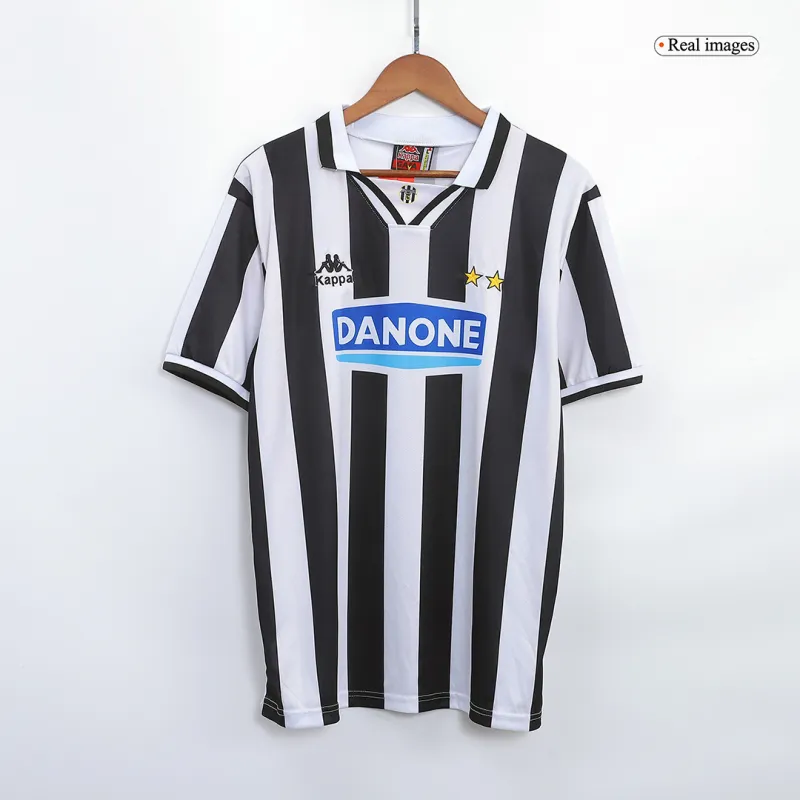 1994-95  Juventus Retro Jersey Home