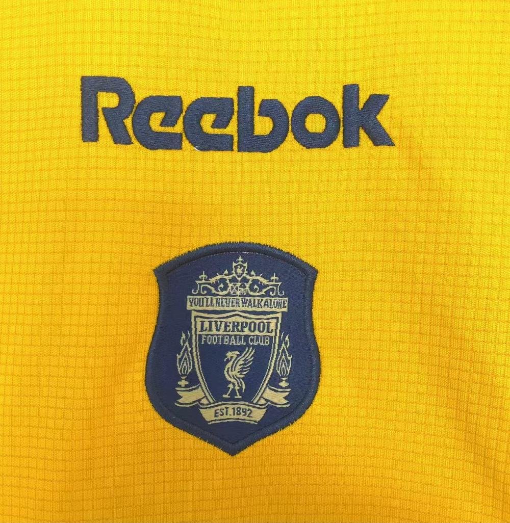 Retro Liverpool FC Third Away Football Jersey 2000/2001