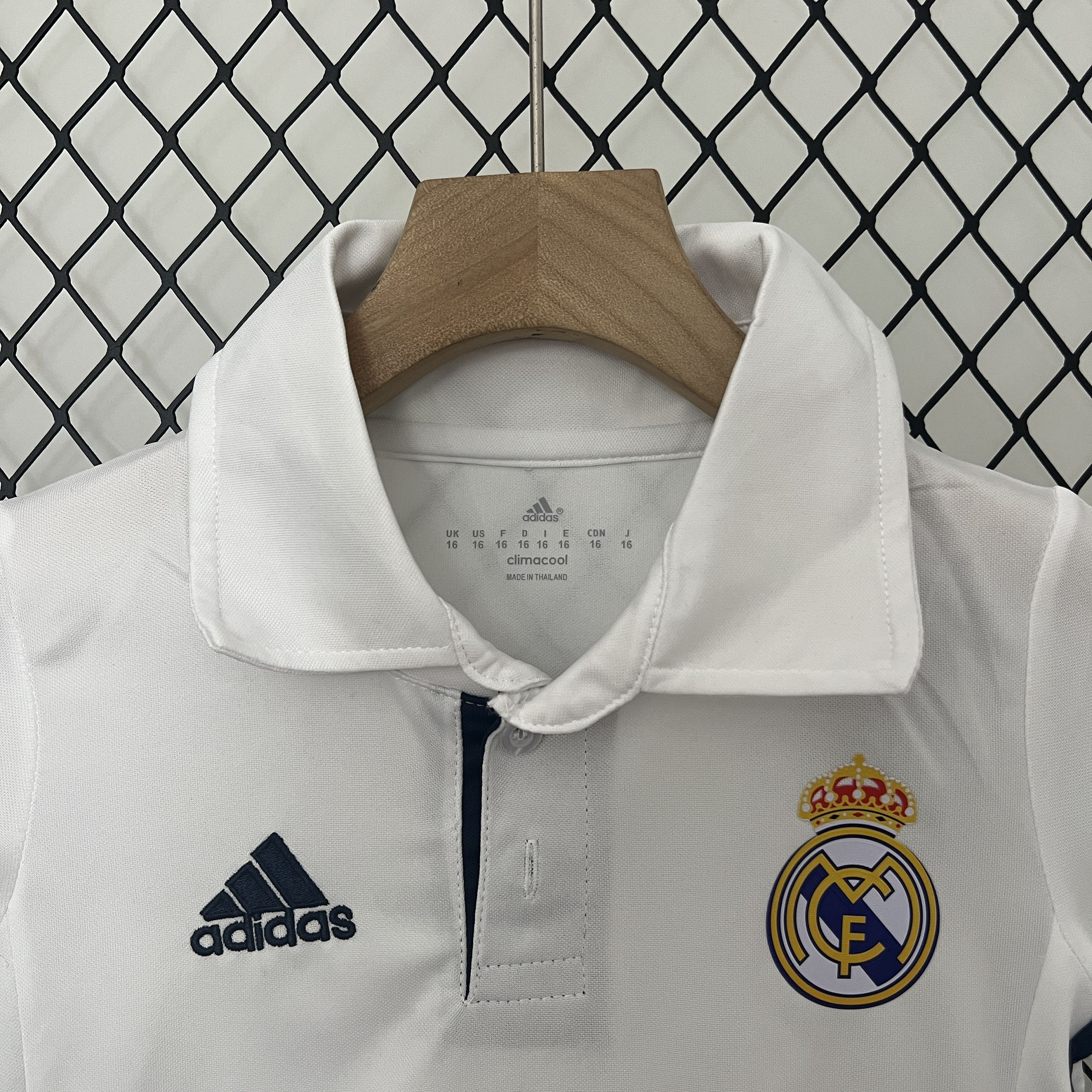 Real Madrid 16-17 Home Retro Kid Kits Jersey