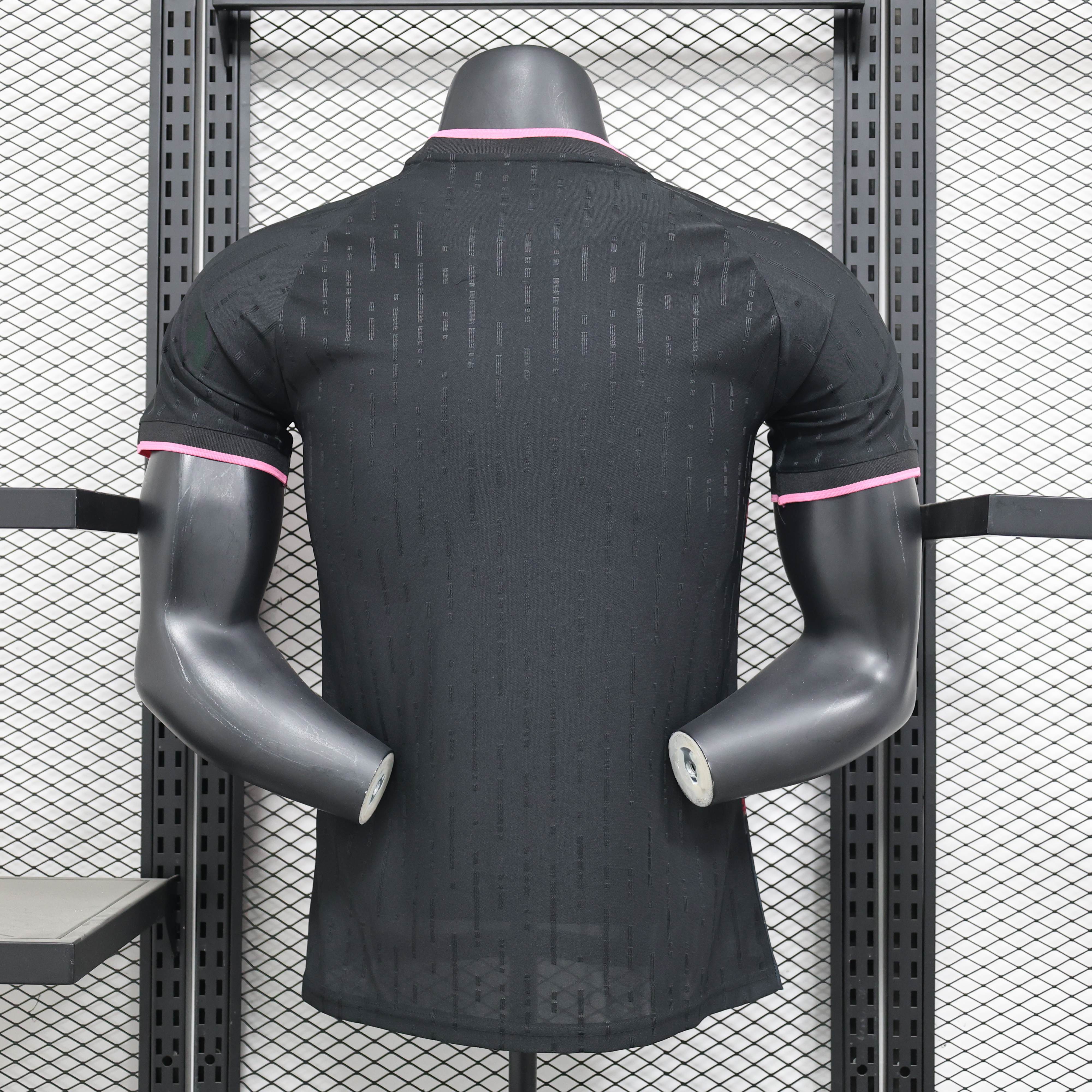 Adidas Authenticity Men's Japan Soccer Shirt 24-25