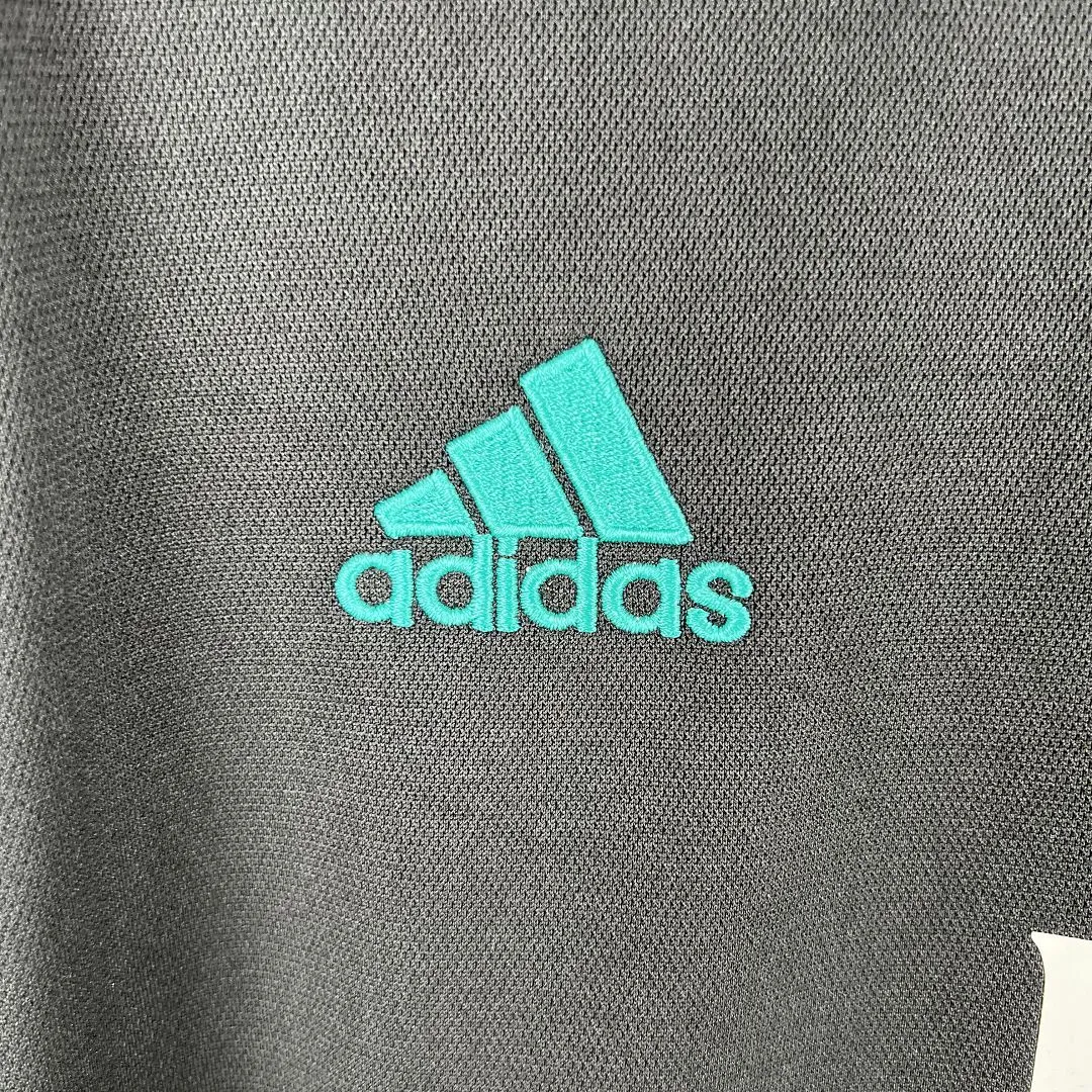 2017/18 Real Madrid Retro Away Jersey