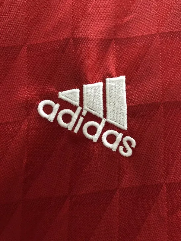 2010-12 Liverpool Retro Jersey Home