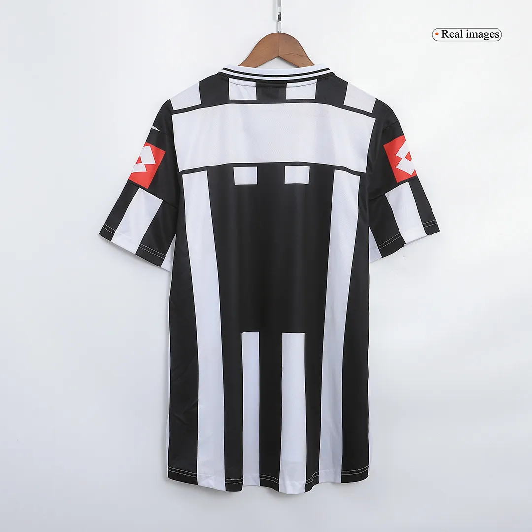 2001-02  Juventus Retro Jersey Home