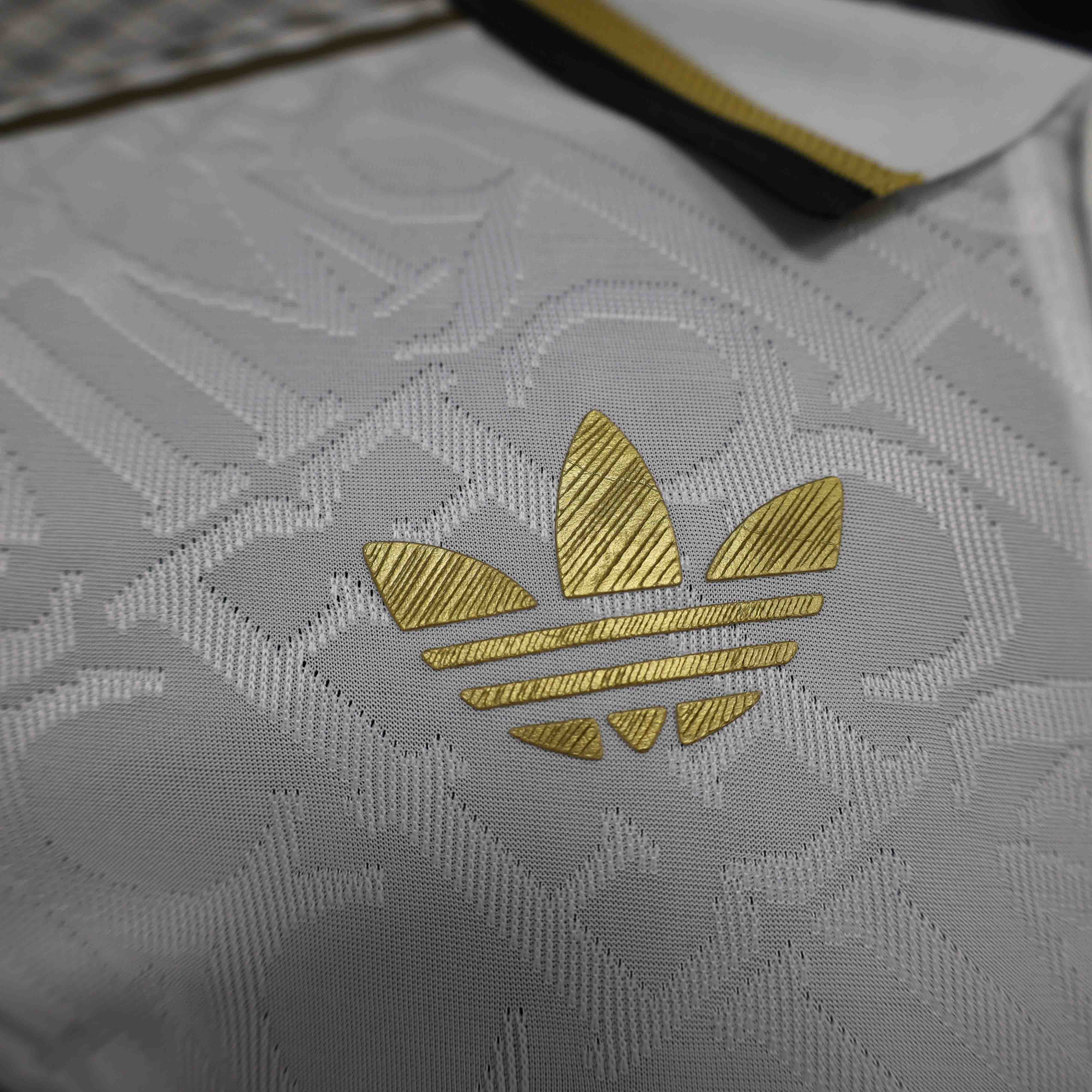 24-25 Real Madrid Special Edition White Player Version