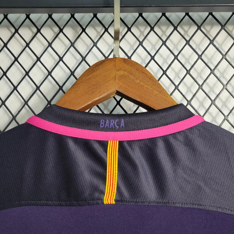 Barcelona Retro Long Sleeve Away Football Shirt 2016-17