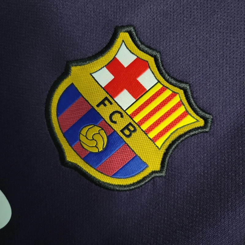 Barcelona Retro Long Sleeve Away Football Shirt 2016-17