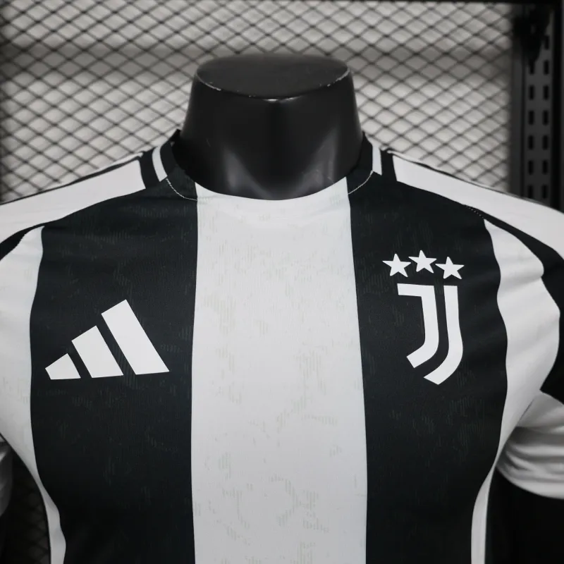 24-25 Juventus Home Soccer Jersey Player Version