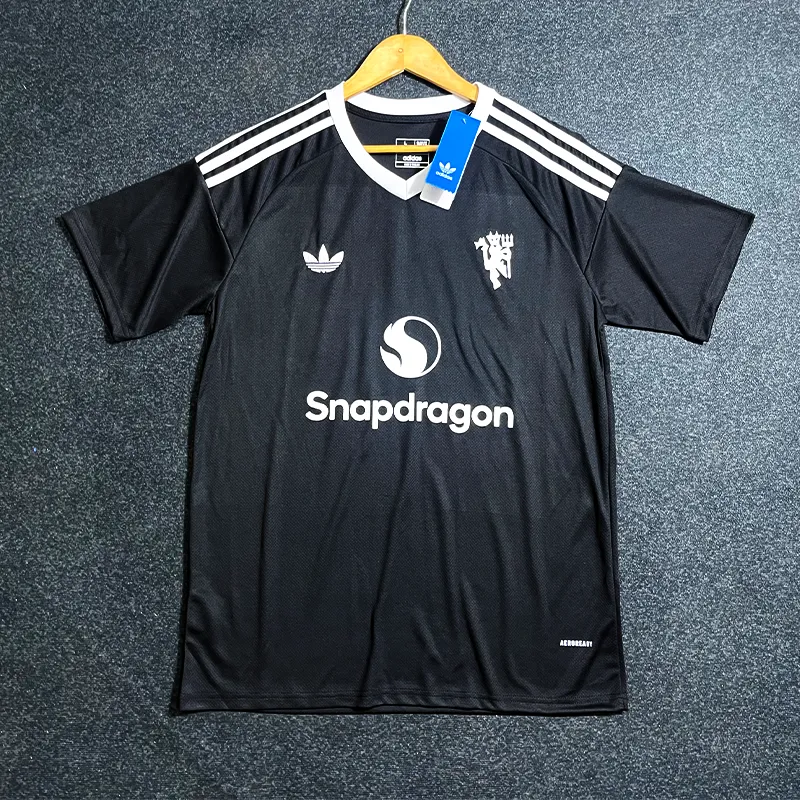 Manchester United Third Goalkeeper Jersey 2024-25