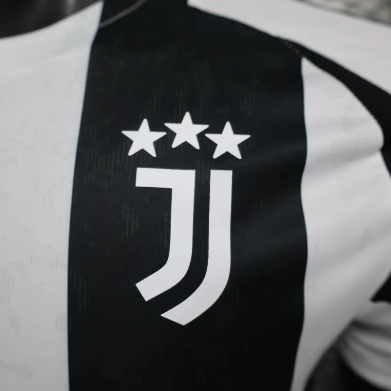 24-25 Juventus Home Soccer Jersey Player Version