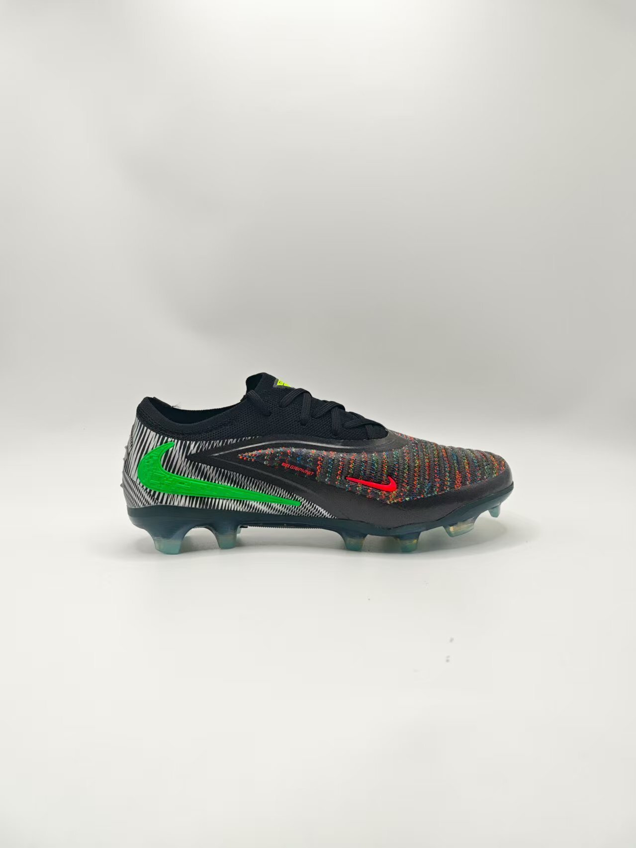 Nike Phantom GX III Low-Top Double-Layer Waterproof Fish Thread Full Knit FG Soccer Cleats
