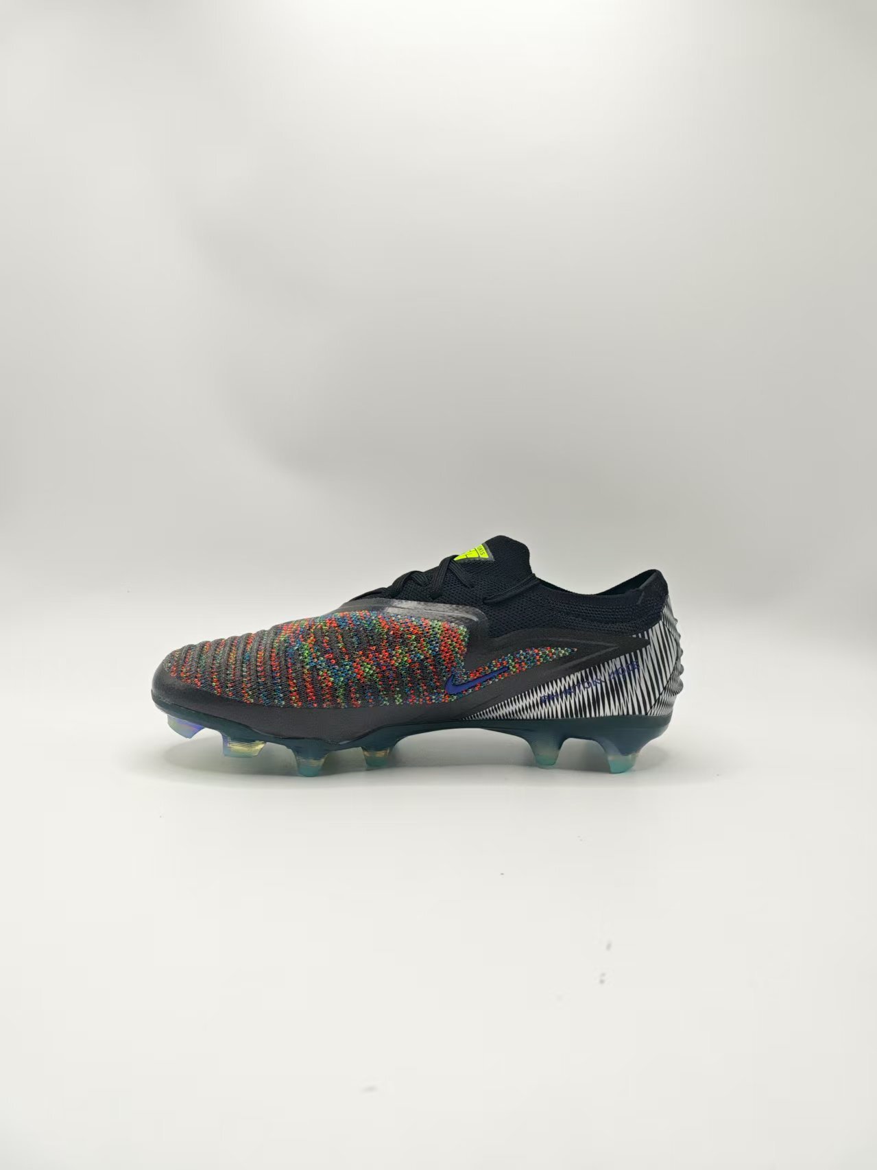 Nike Phantom GX III Low-Top Double-Layer Waterproof Fish Thread Full Knit FG Soccer Cleats