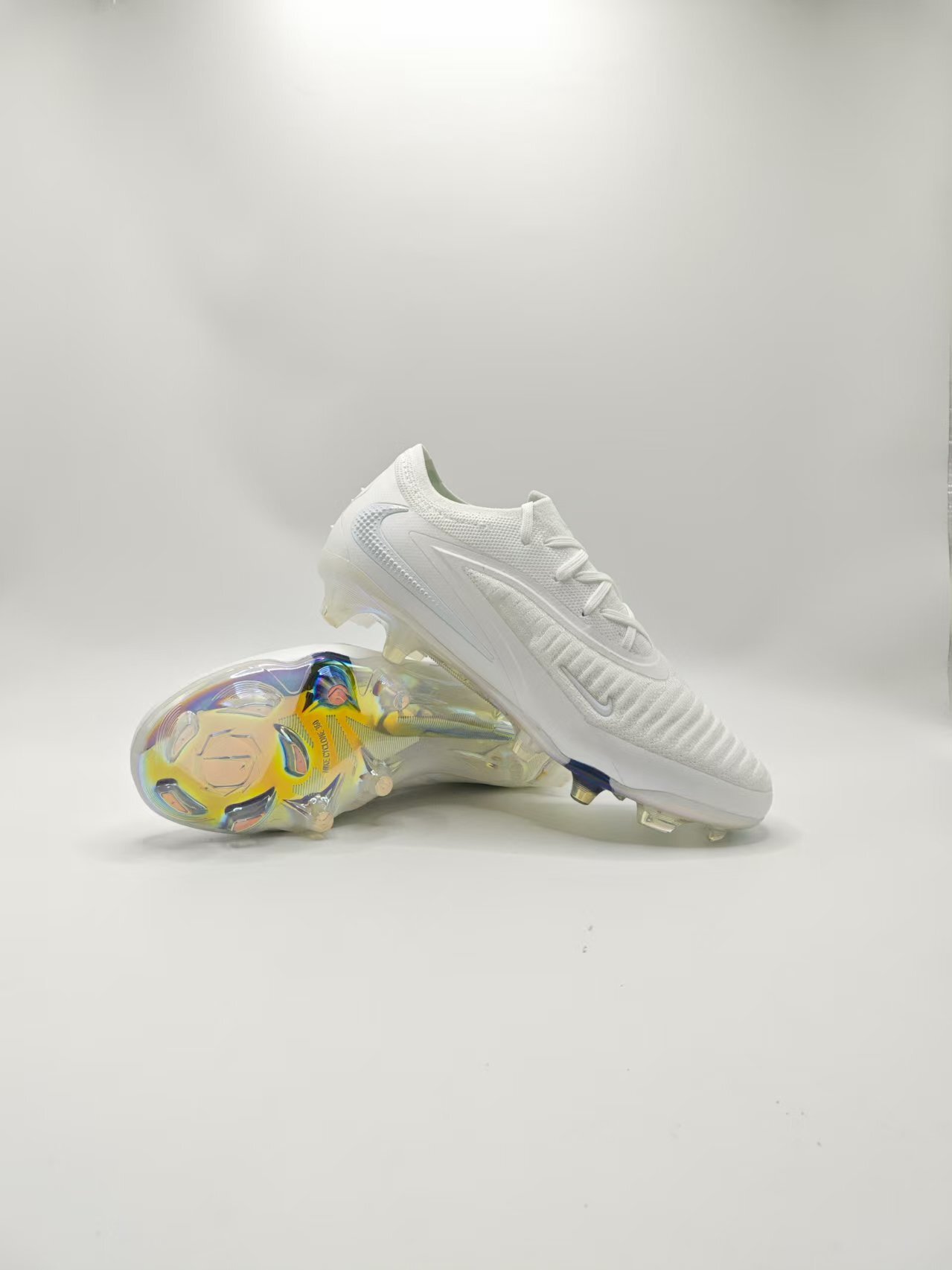 Nike Phantom GX III Low-Top Double-Layer Waterproof Fish Thread Full Knit FG Soccer Cleats