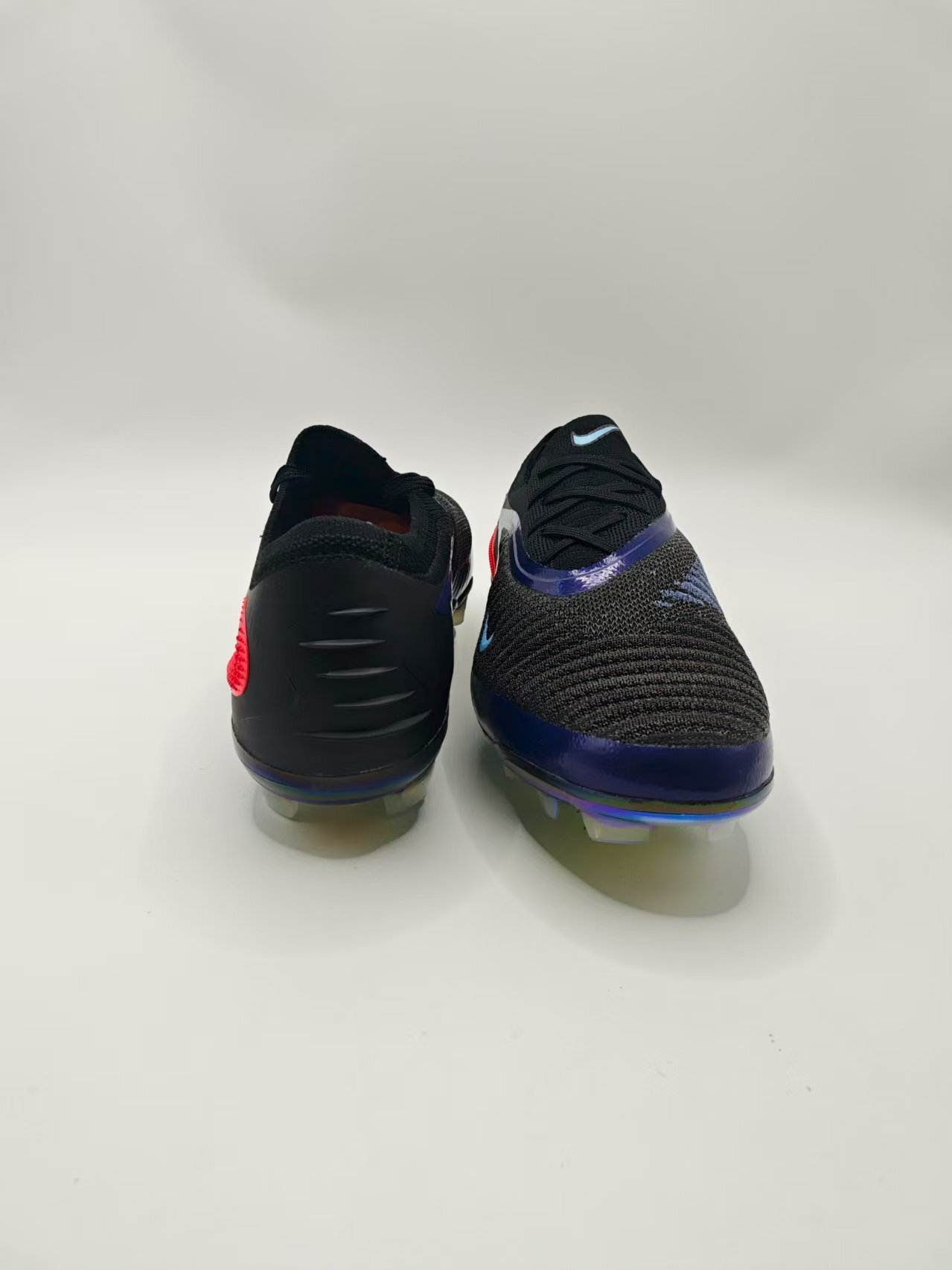 Nike Phantom GX III Low-Top Double-Layer Waterproof Fish Thread Full Knit FG Soccer Cleats