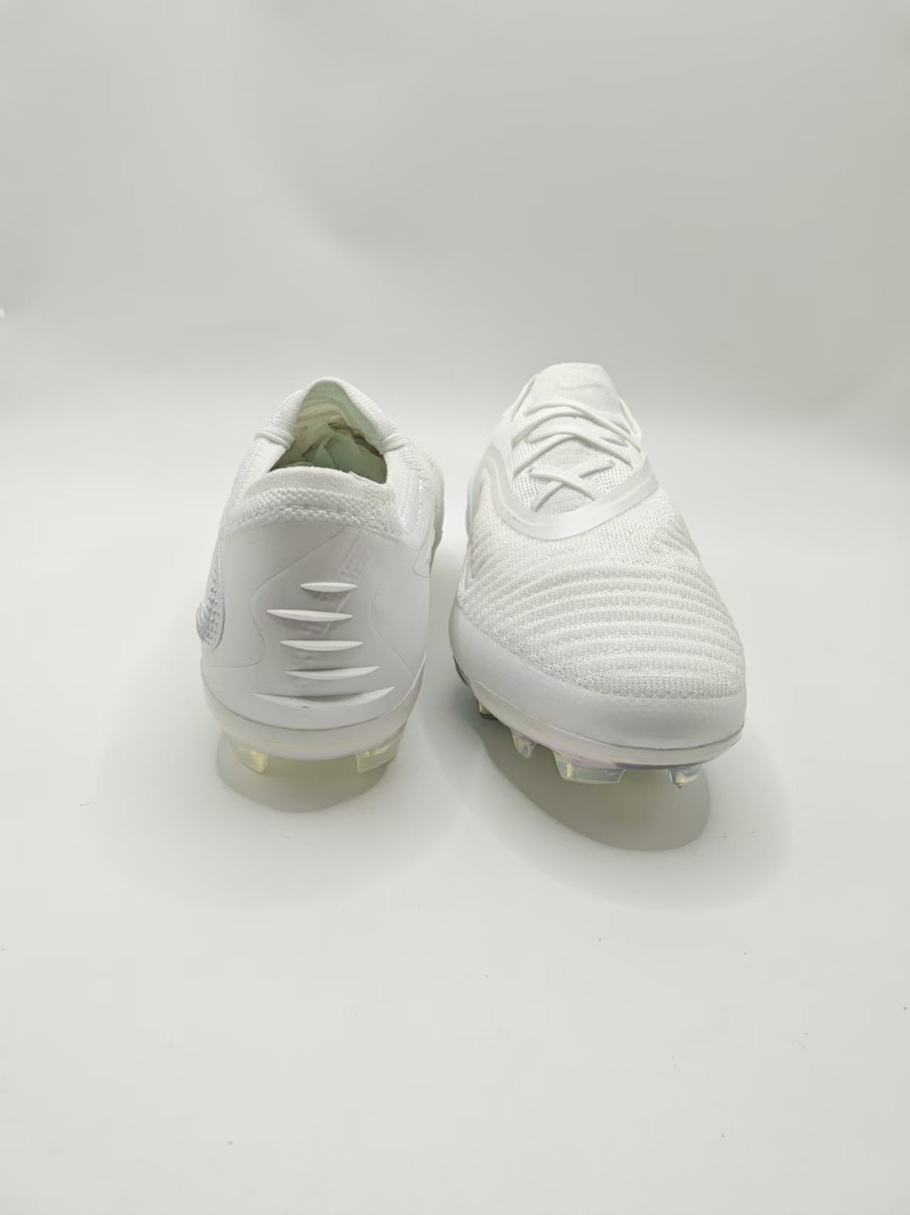 Nike Phantom GX III Low-Top Double-Layer Waterproof Fish Thread Full Knit FG Soccer Cleats