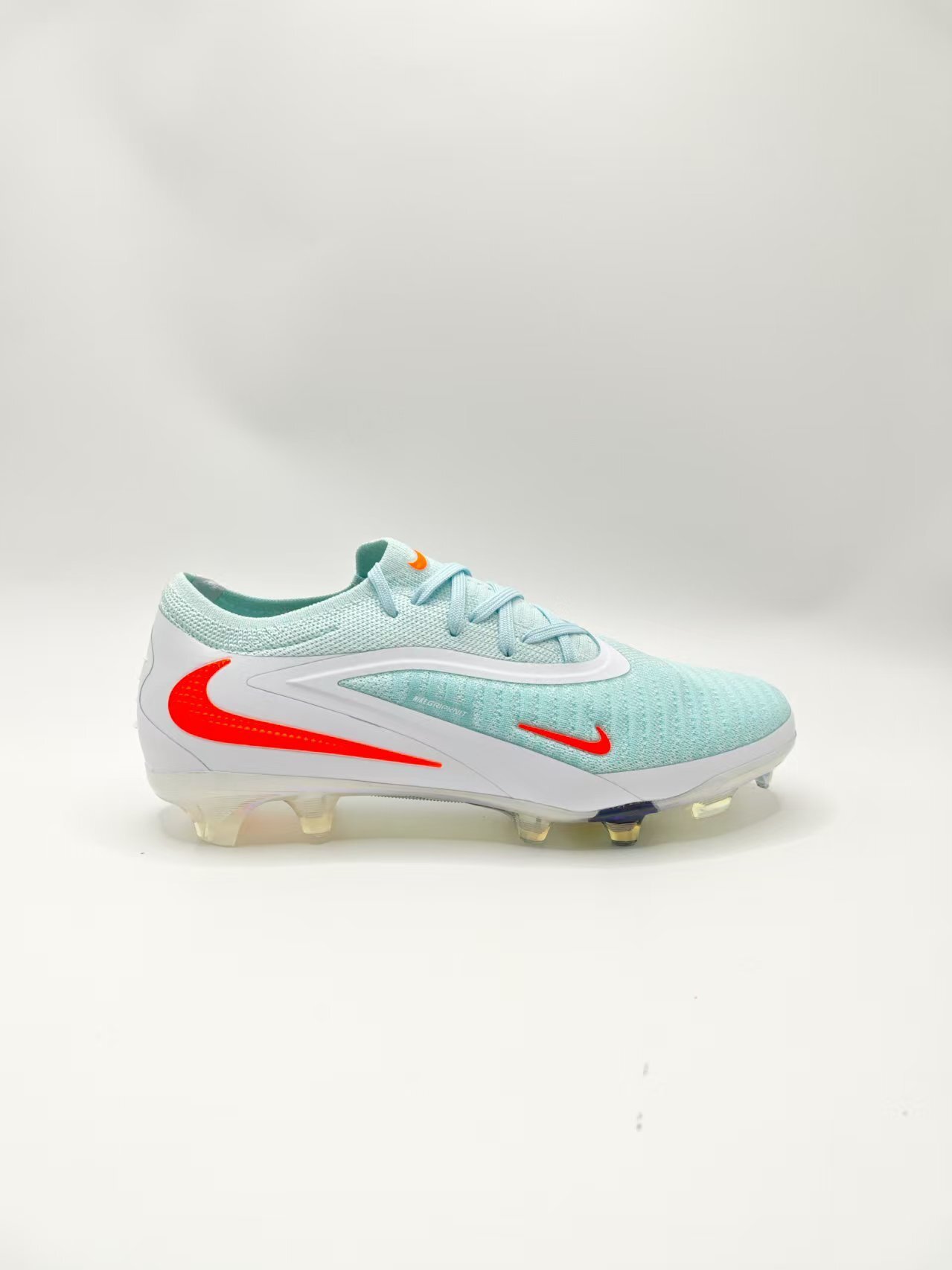 Nike Phantom GX III Low-Top Double-Layer Waterproof Fish Thread Full Knit FG Soccer Cleats