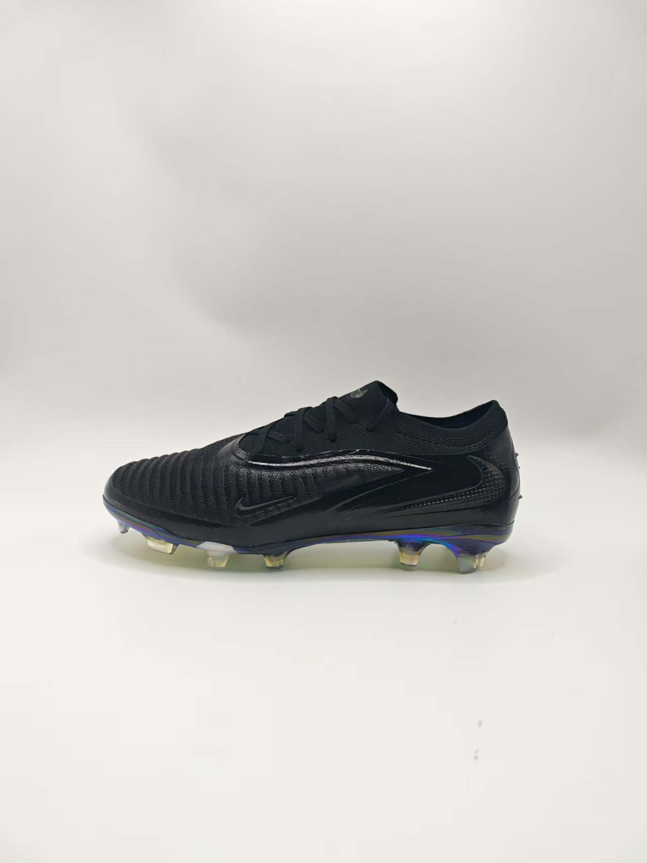 Nike Phantom GX III Low-Top Double-Layer Waterproof Fish Thread Full Knit FG Soccer Cleats