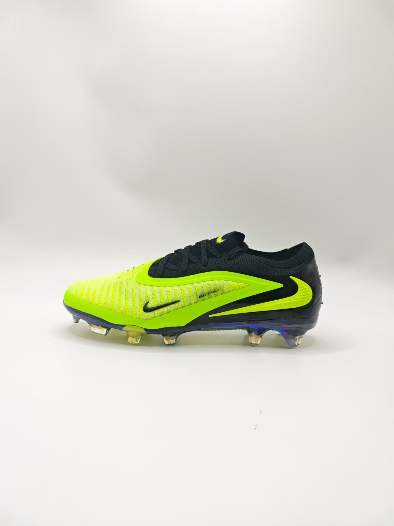 Nike Phantom GX III Low-Top Double-Layer Waterproof Fish Thread Full Knit FG Soccer Cleats