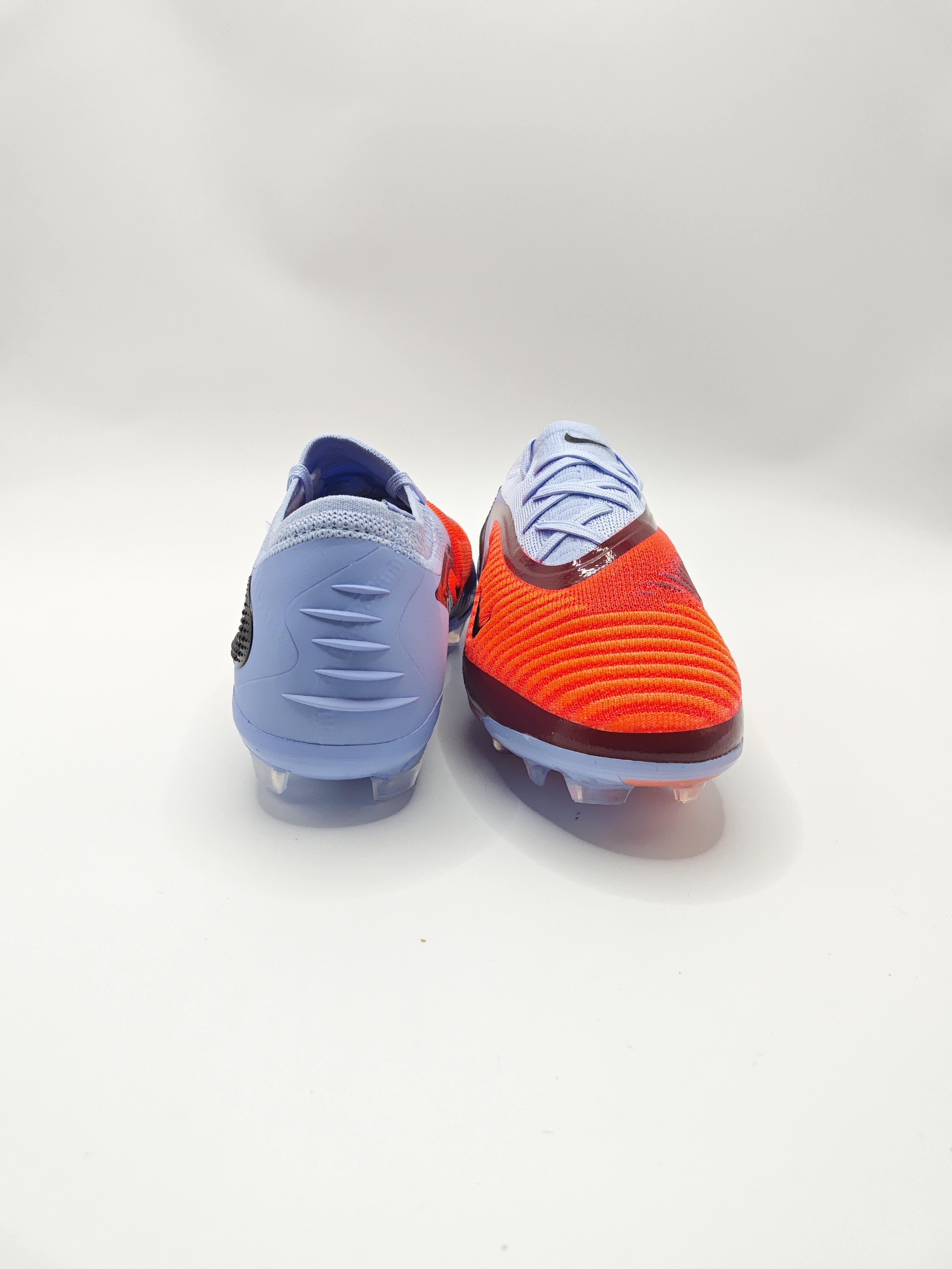 Nike Phantom GX III Low-Top Double-Layer Waterproof Fish Thread Full Knit FG Soccer Cleats