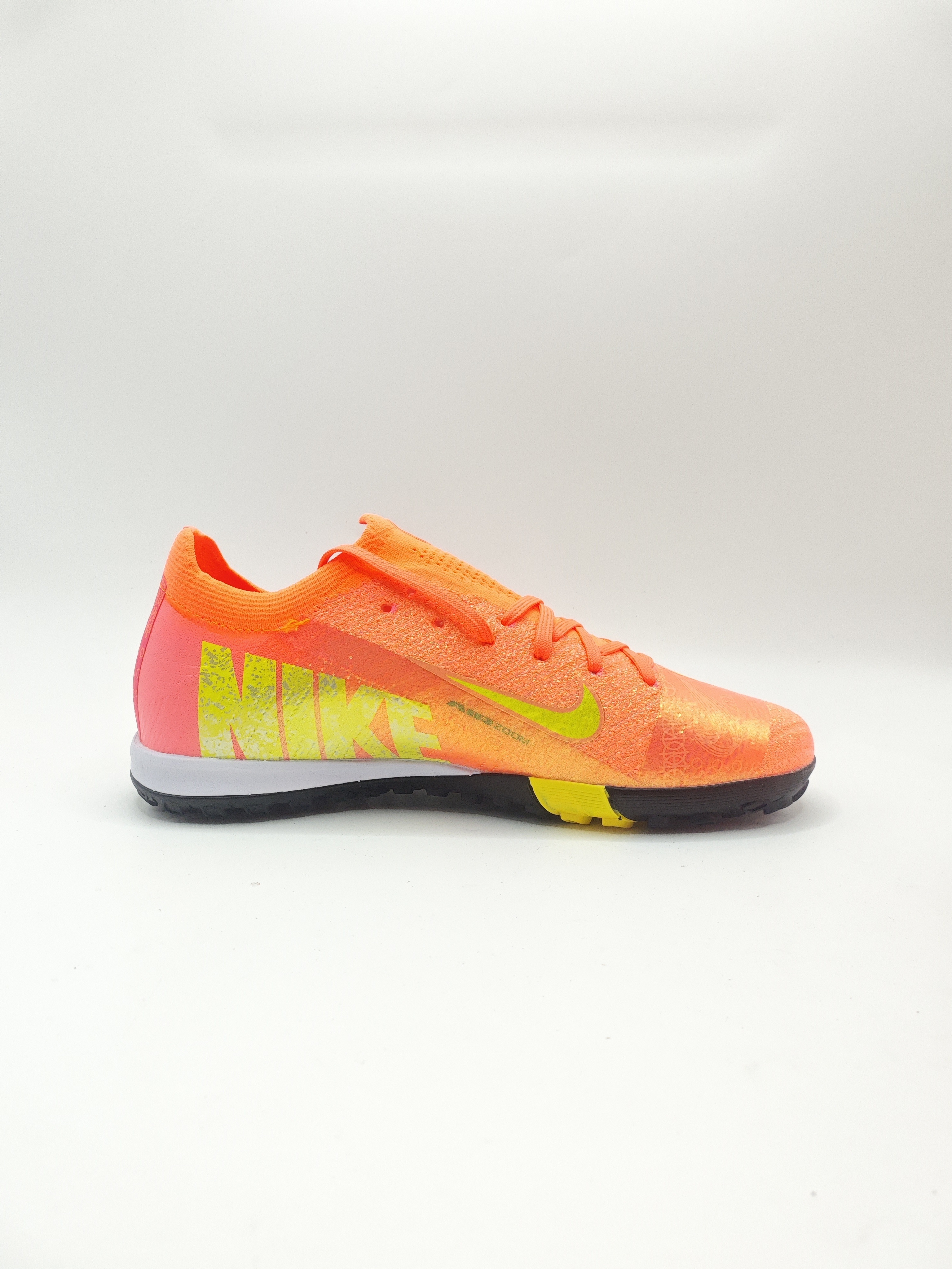 Nike Mercurial 16 Low-Top Built-in Full Air Cushion Waterproof Knit FG MD-Outsole Soccer Cleats