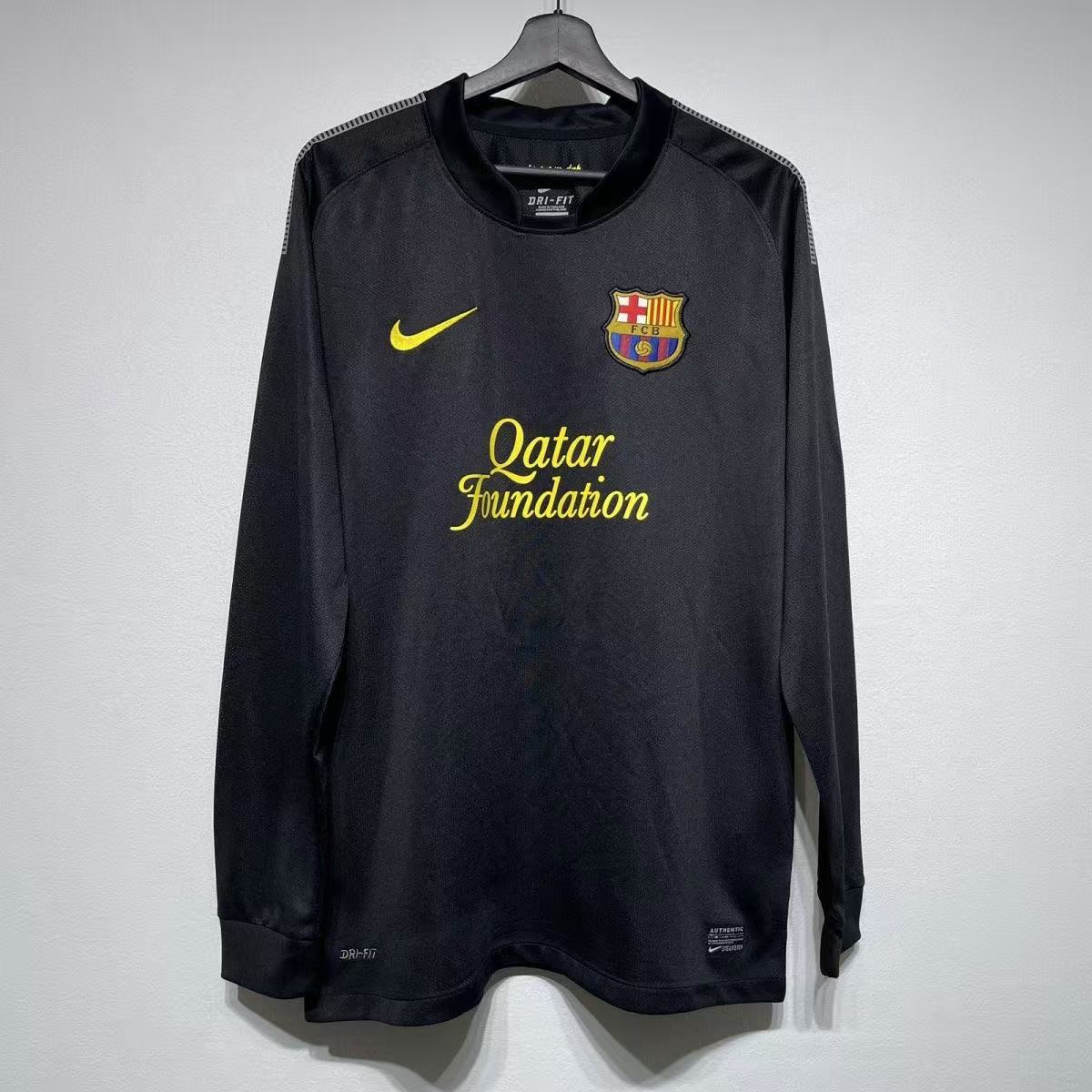 FC Barcelona 2011/12 Away Jersey Long Sleeve – Black & Yellow Qatar Foundation | Fan Version Football Shirt