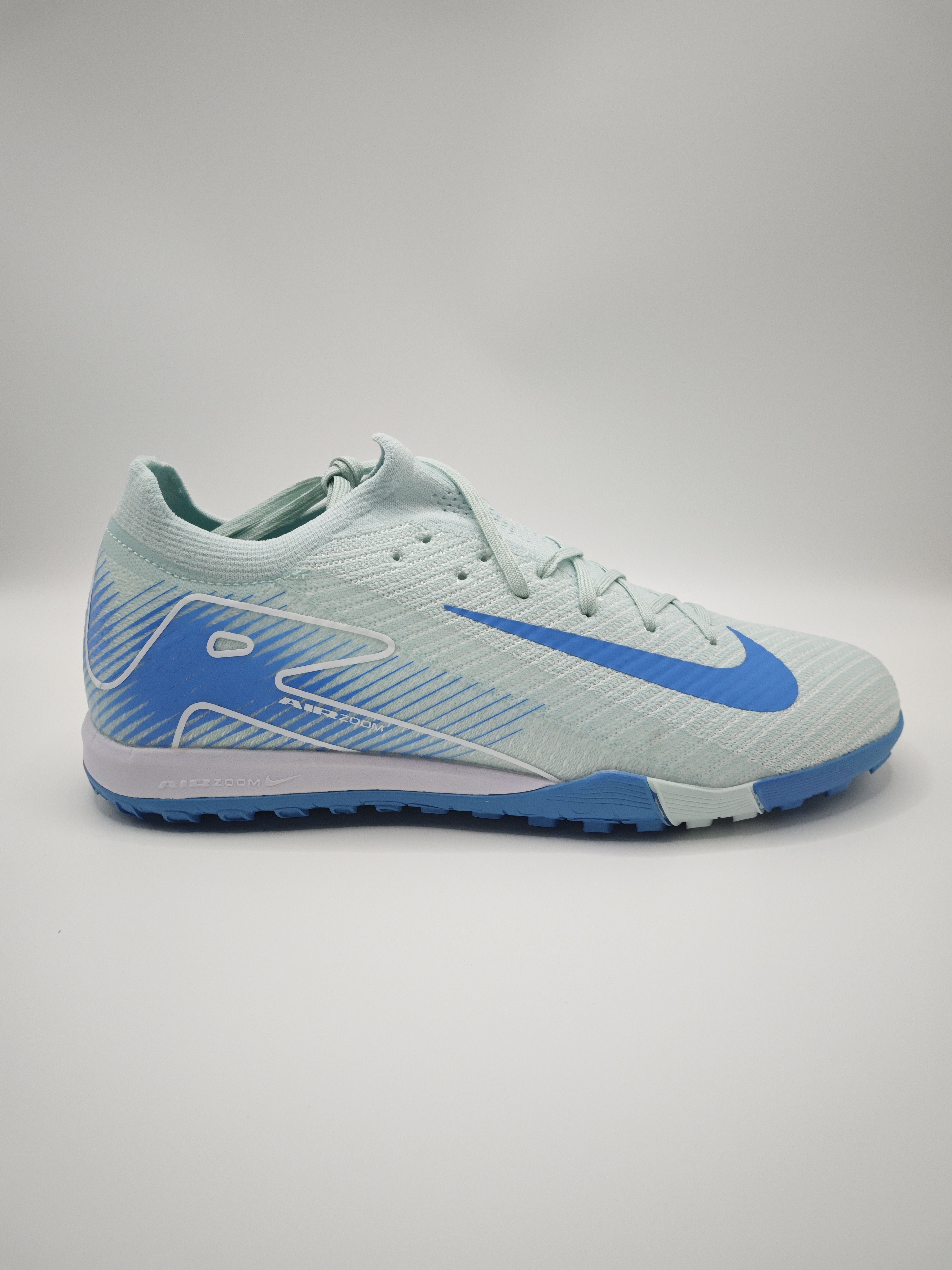 Nike Mercurial 16 Low-Top Soccer Cleats: Built-in Full Air Cushion, Waterproof Knit & MD Outsole for Grass Pitches