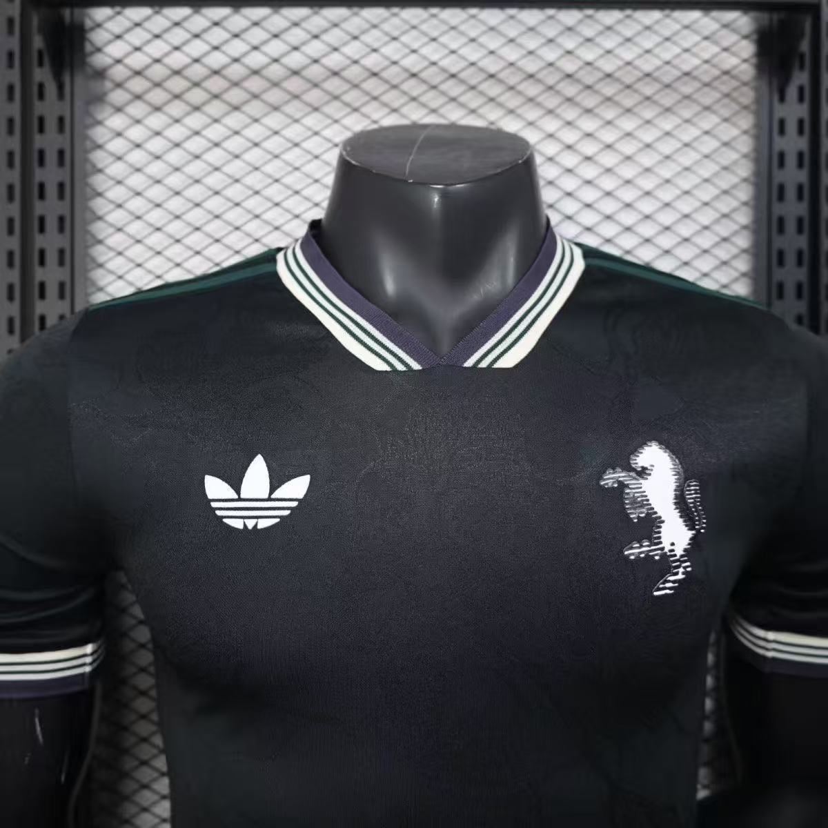 Juventus 25/26 Second Away Player Version Jersey Blackout Retro Edition | Adidas Originals x Juventus Collaboration