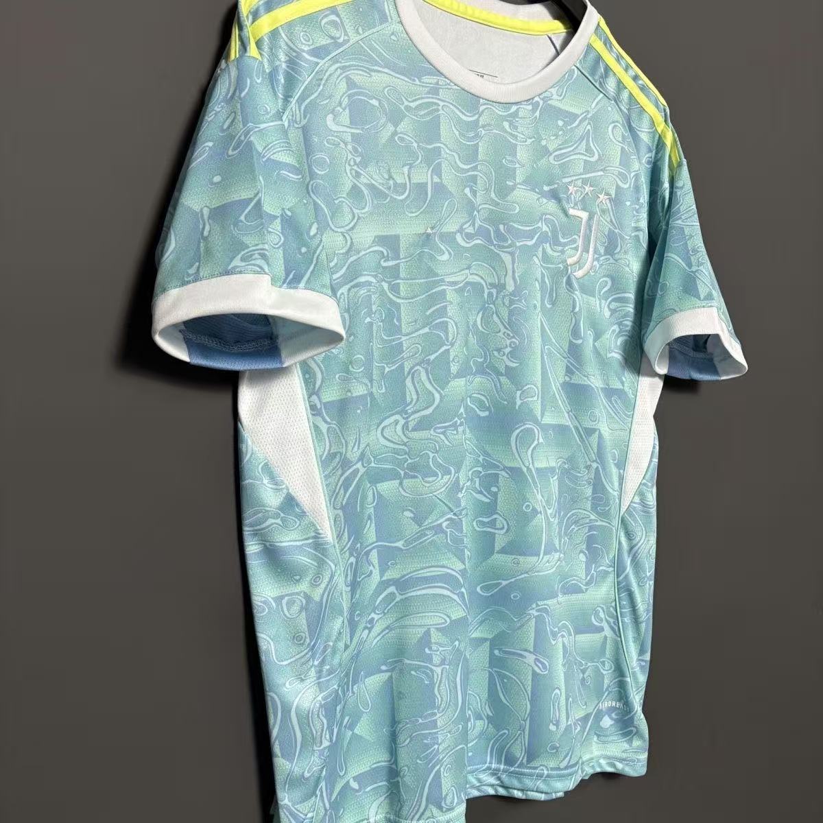 Juventus 25/26 Home Fan Version Jersey Ice Blue Liquid Pattern | Adidas Official Kit