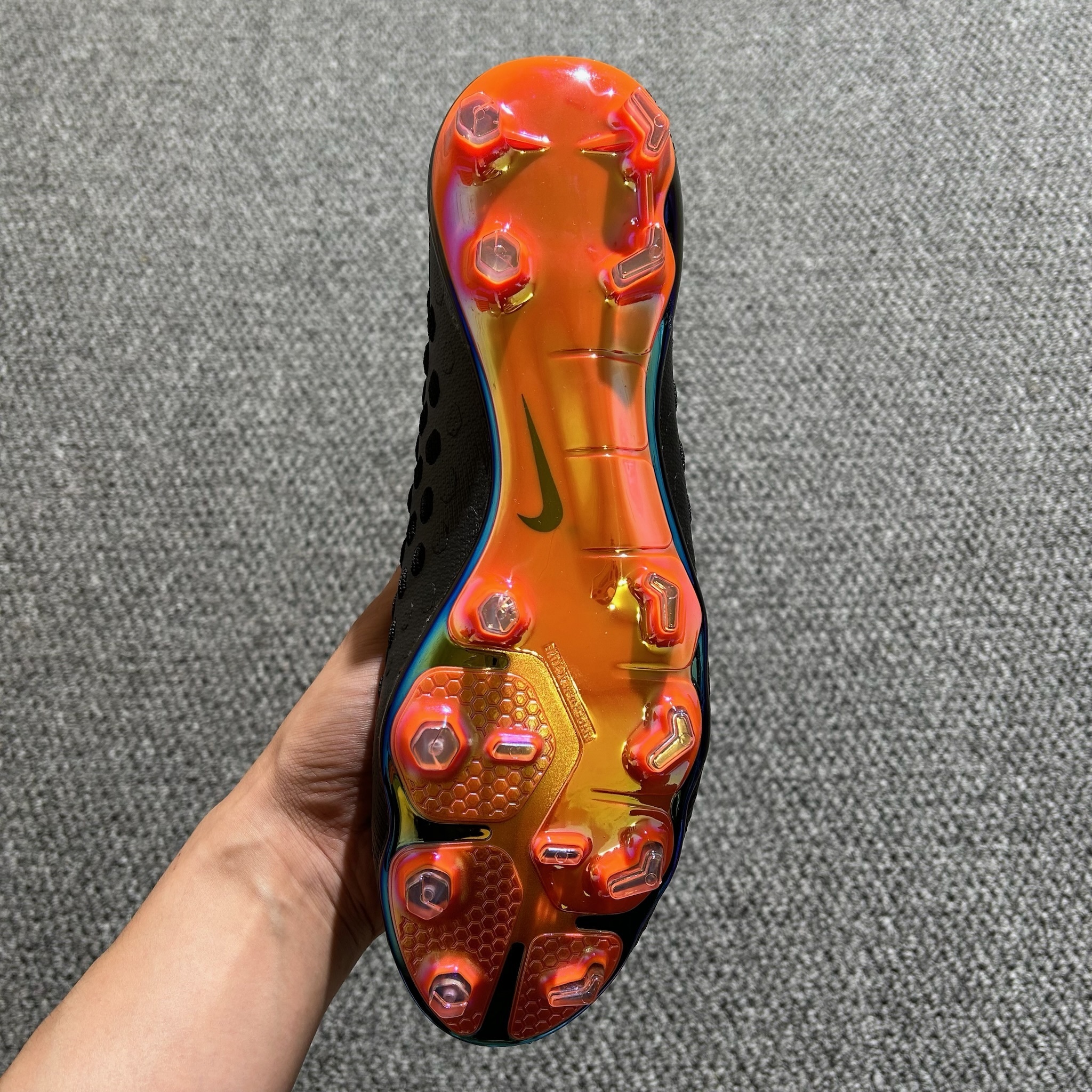 Nike Phantom Ultra Venom FG - Retro Limited Edition Soccer Cleats