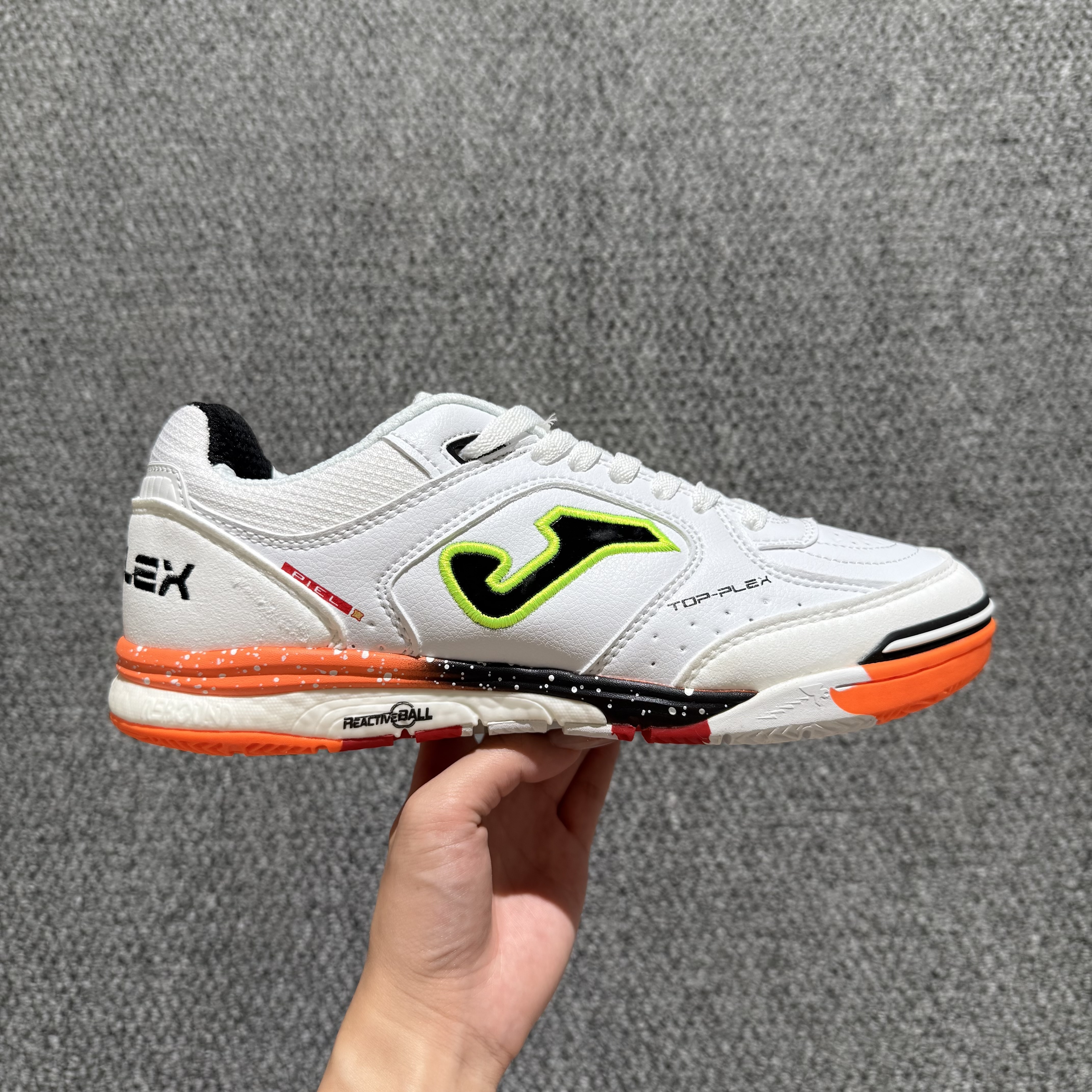 JOMA IC Indoor Soccer Shoes - MD Flat Sole