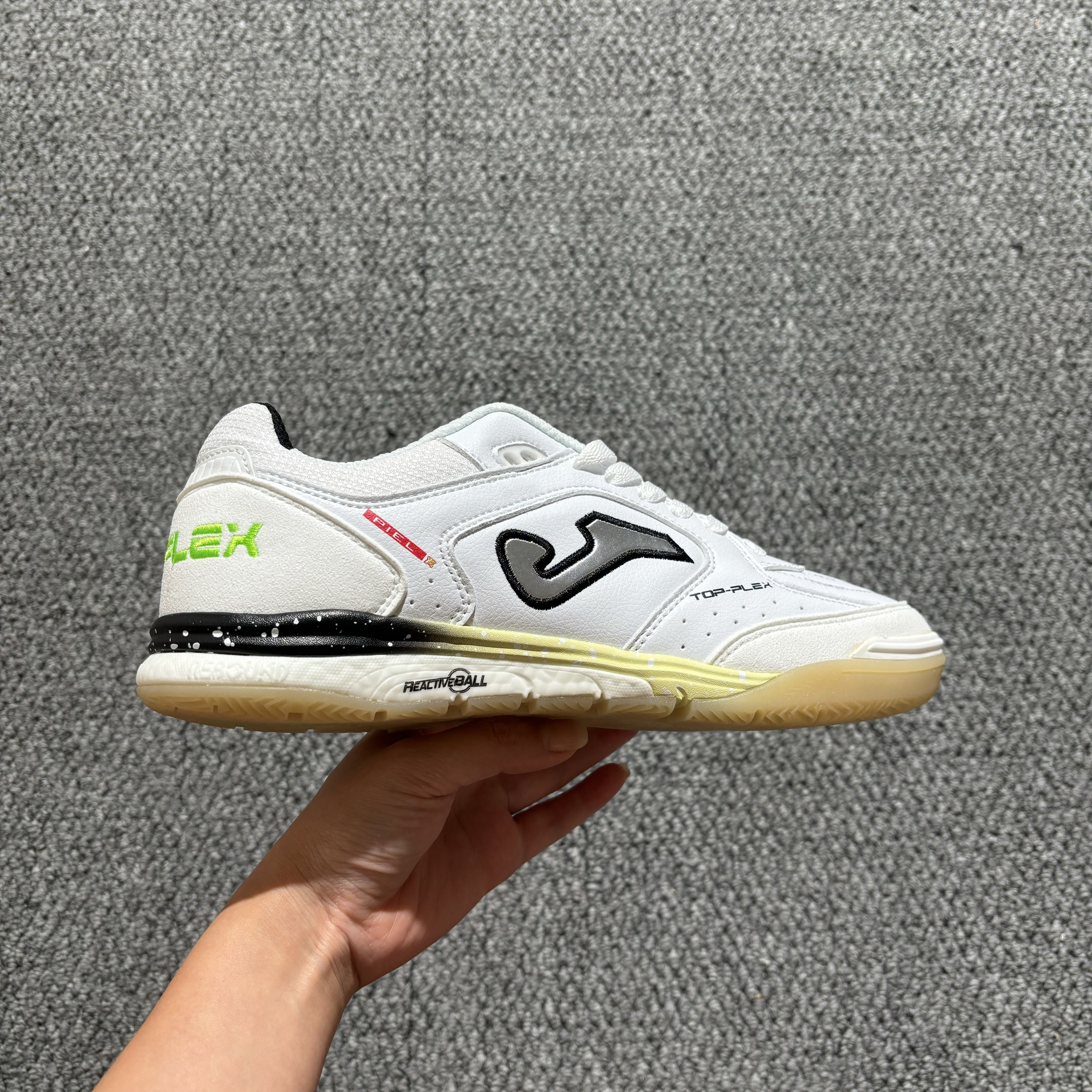 JOMA IC Indoor Soccer Shoes - MD Flat Sole