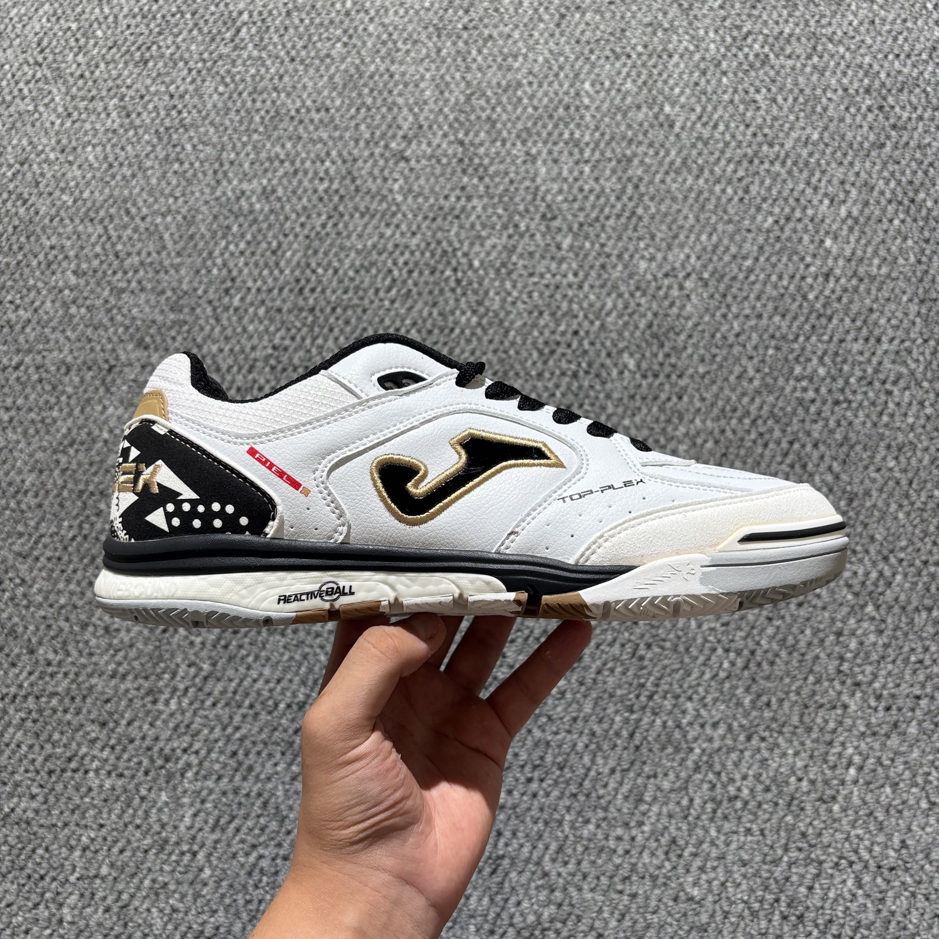 JOMA IC Indoor Soccer Shoes - MD Flat Sole