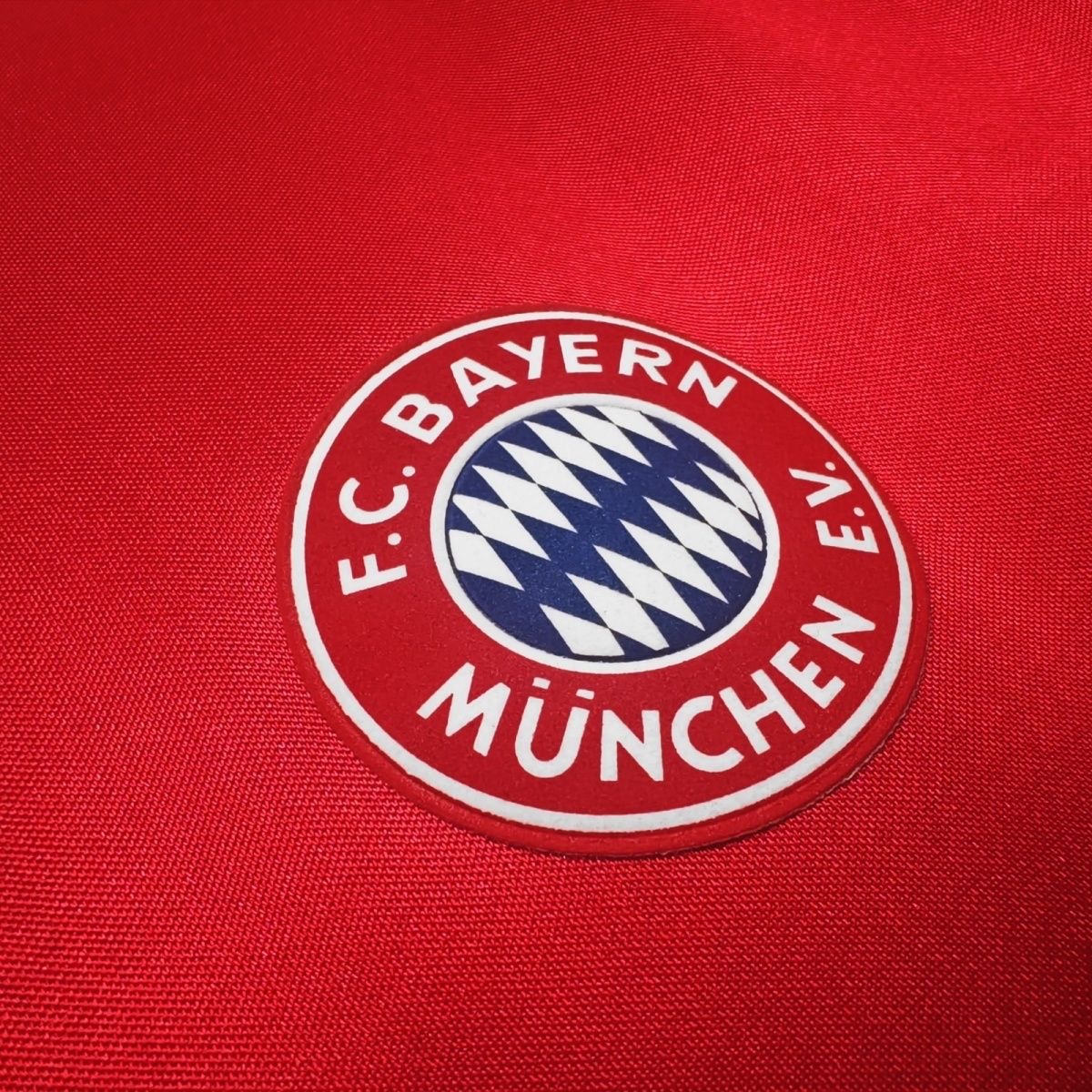 Bayern Munich 1993-95 Home Jersey – adidas Equipment Retro Red Opel Classic Kit