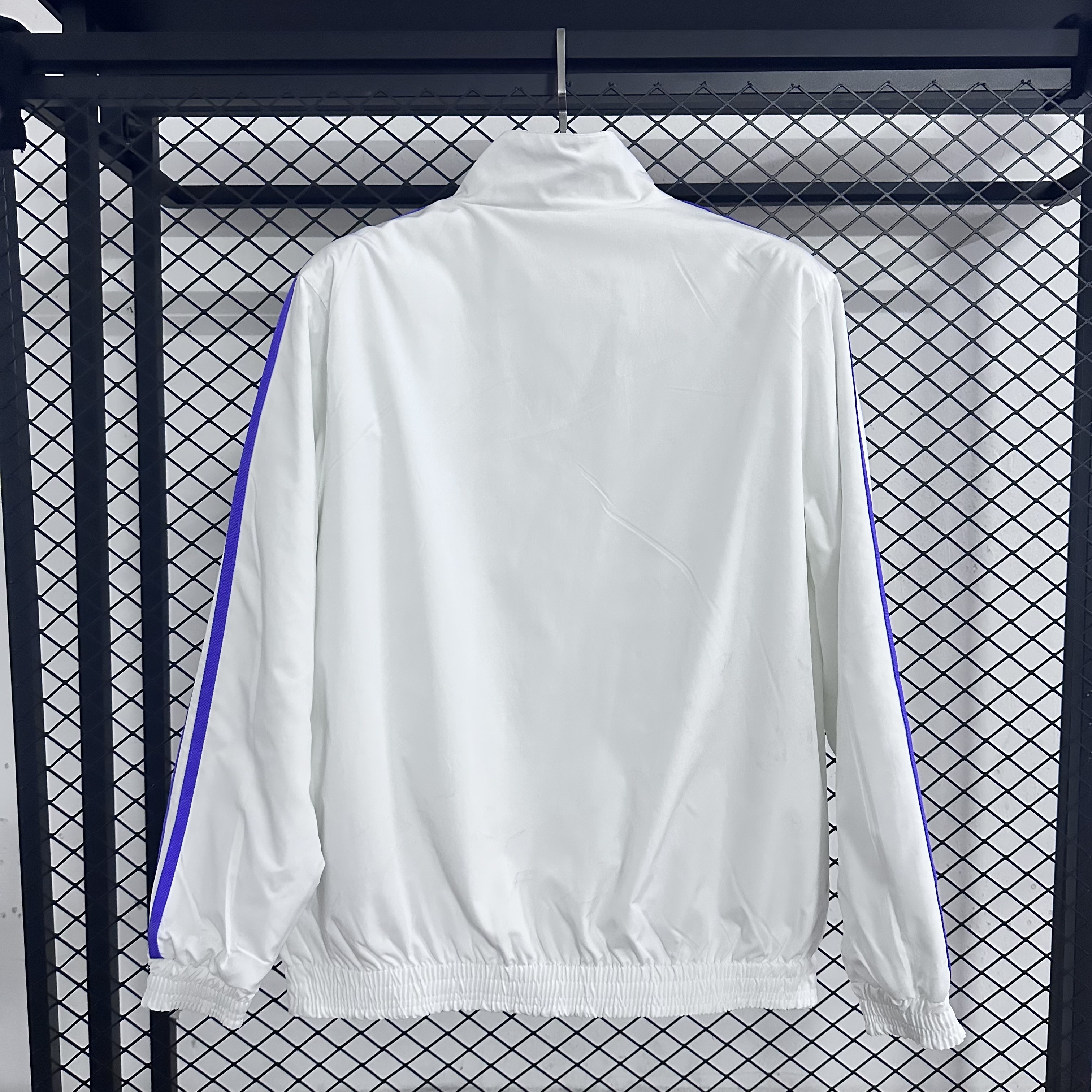 25-26 Real Madrid football stand up collar striped casual waterproof jacket double-sided-white