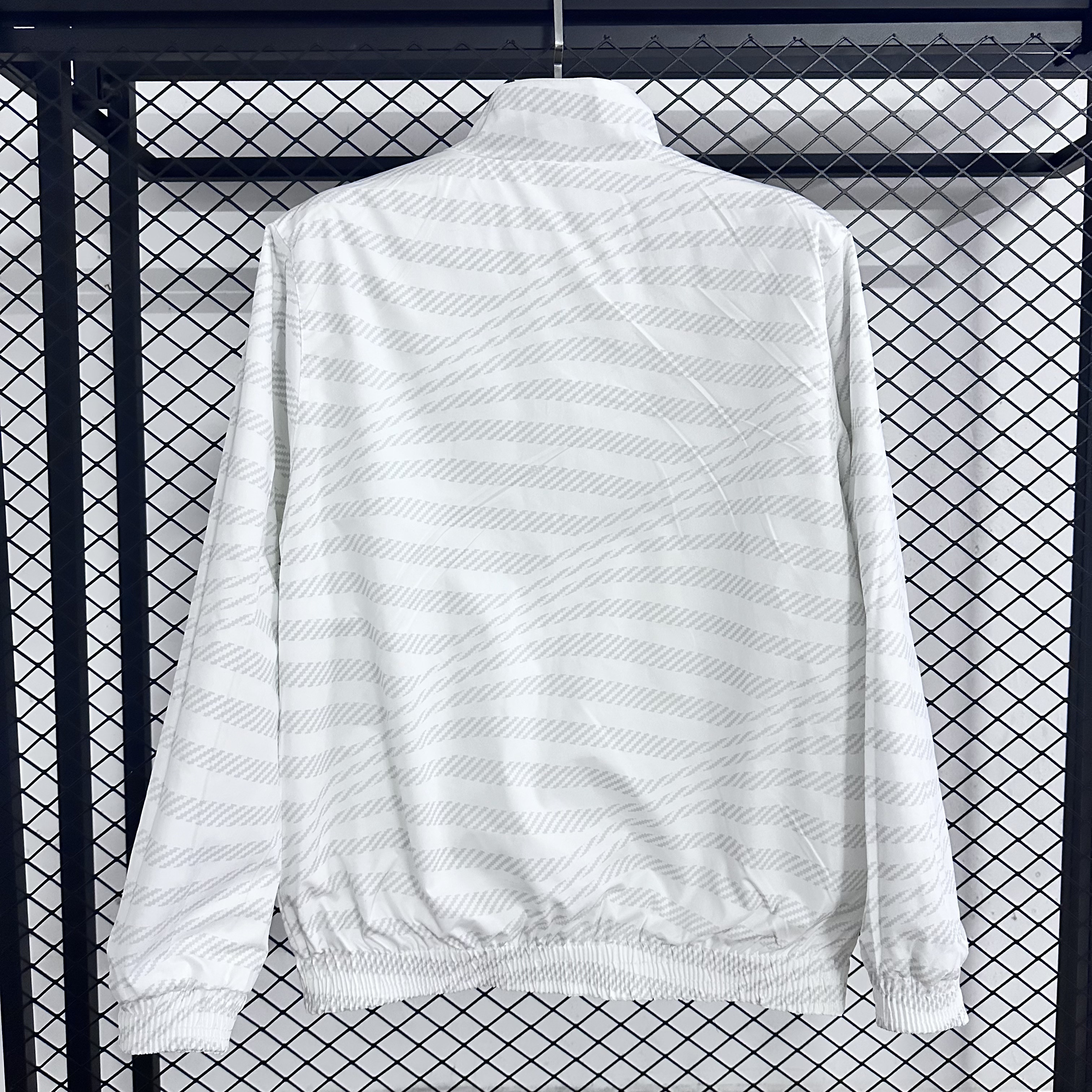 25-26 Real Madrid football stand up collar striped casual waterproof jacket double-sided-white